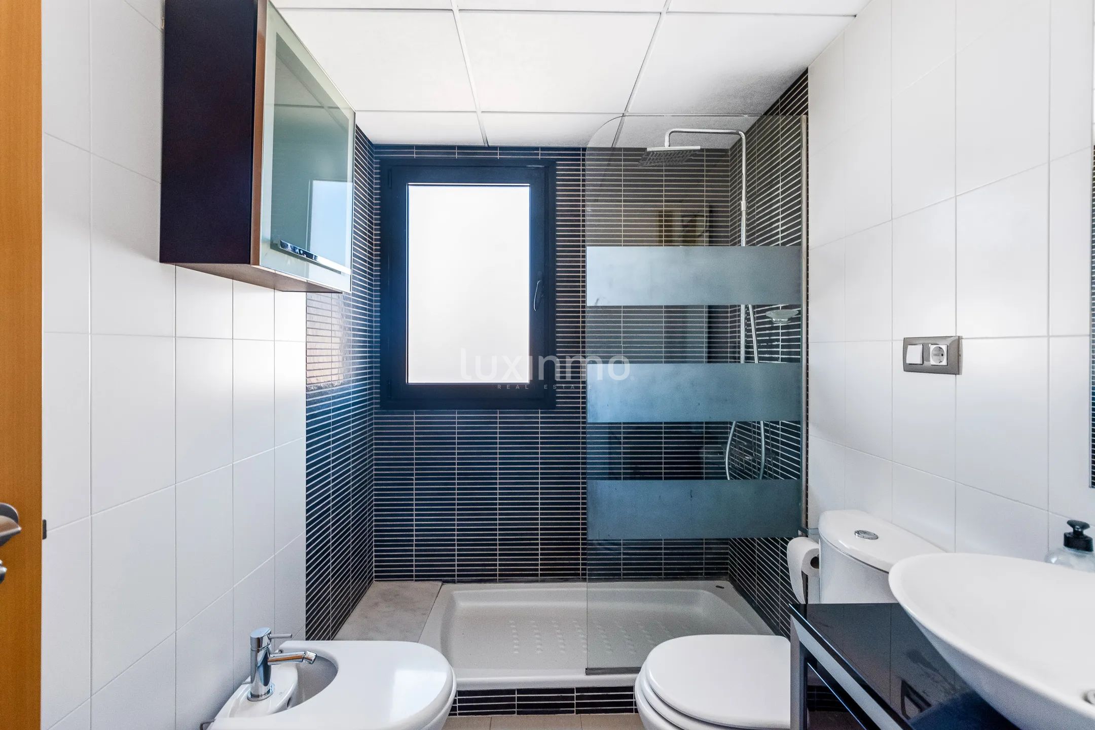 Penthouse with sea views for sale in Albir — photo 6