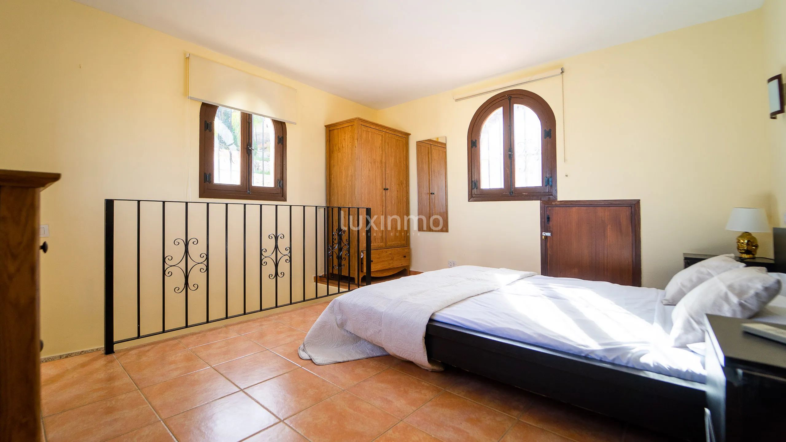 Extraordinary villa in Partida Maryvilla with sea views — photo 34