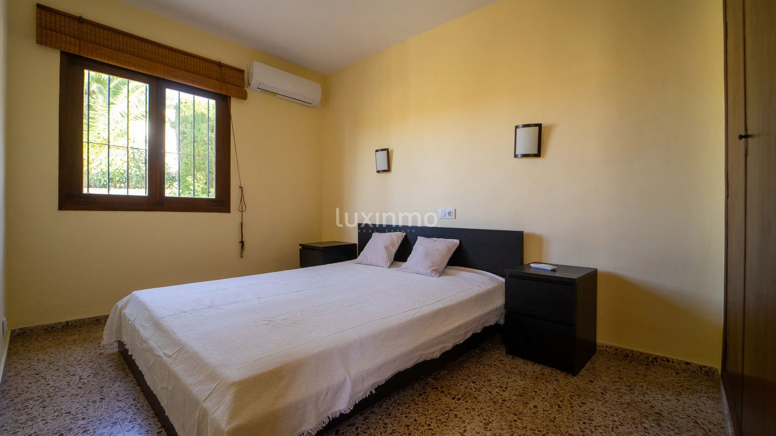 Extraordinary villa in Partida Maryvilla with sea views — photo 8