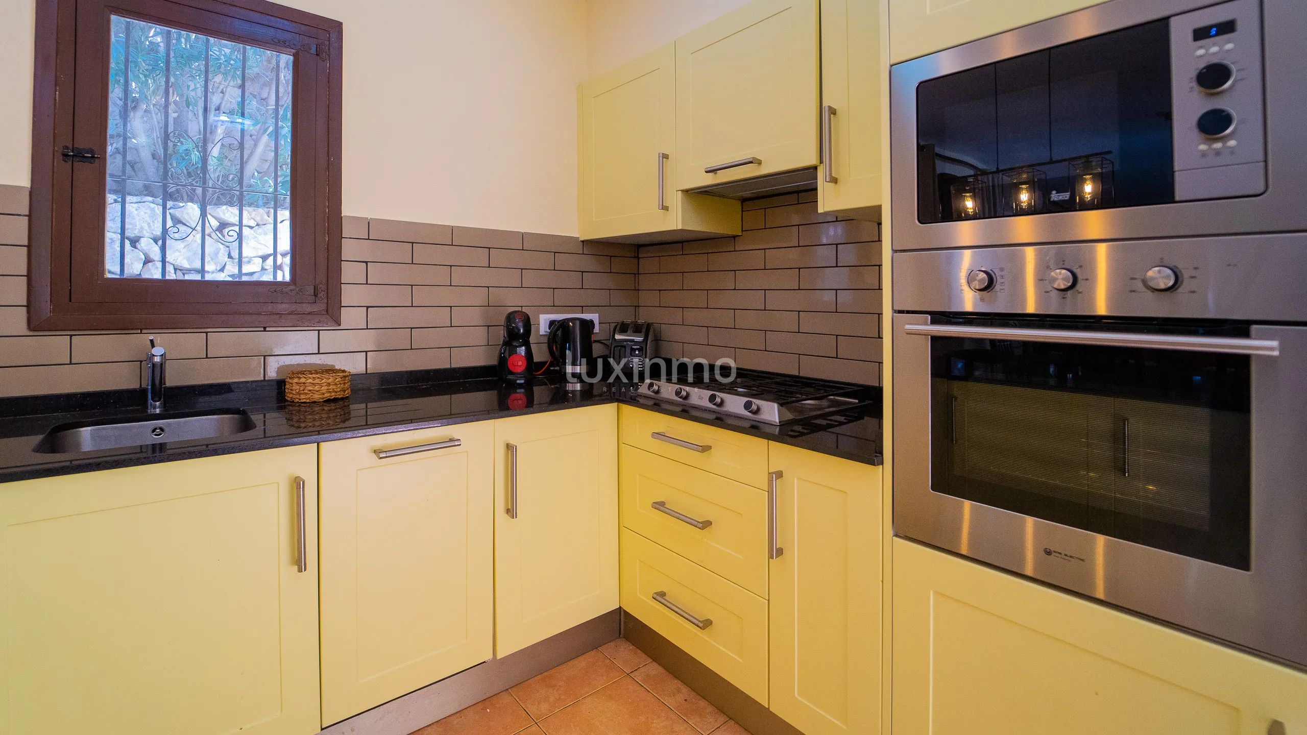 Extraordinary villa in Partida Maryvilla with sea views — photo 26