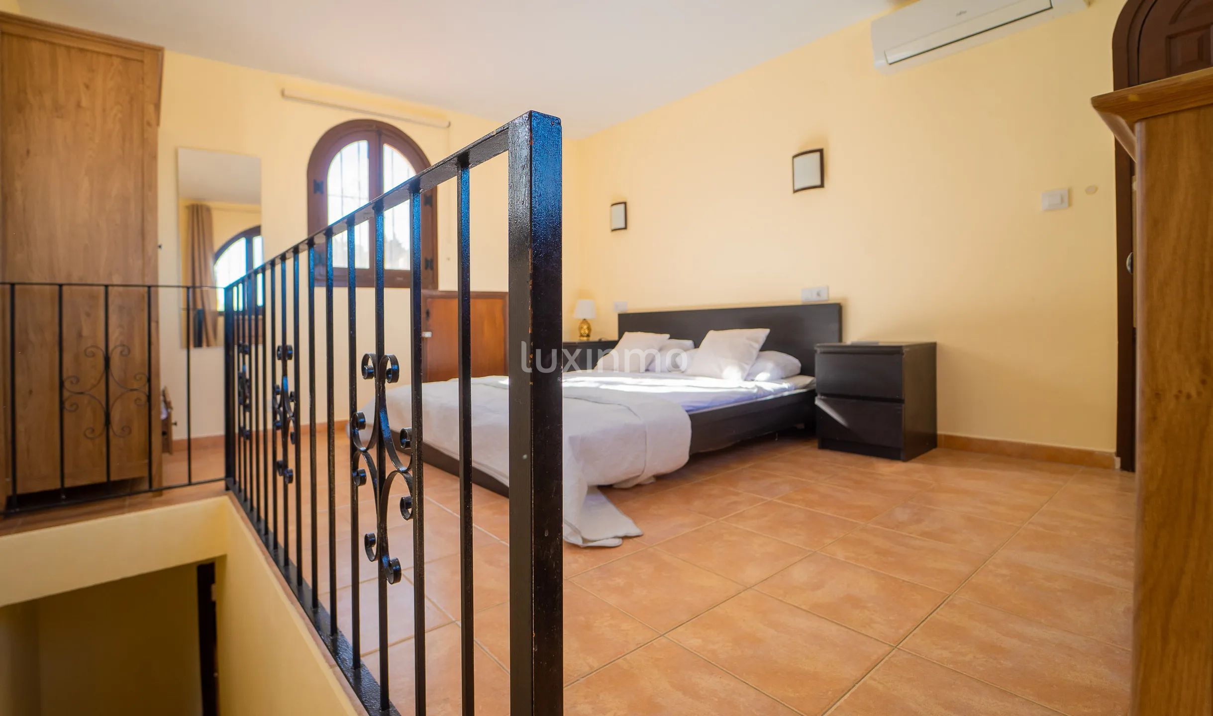 Extraordinary villa in Partida Maryvilla with sea views — photo 33