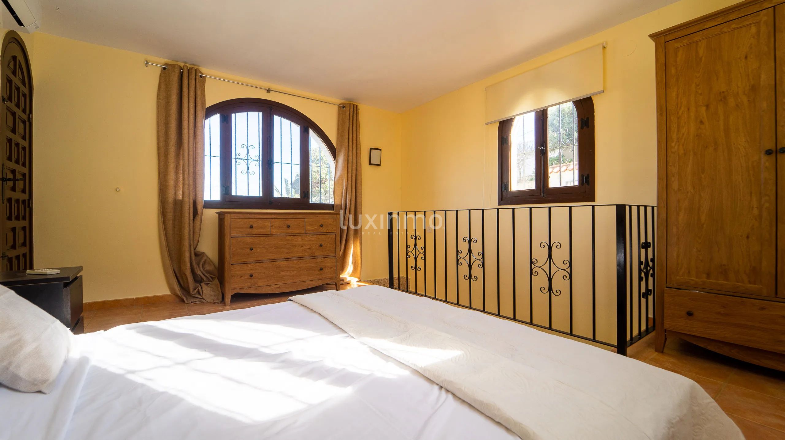 Extraordinary villa in Partida Maryvilla with sea views — photo 35