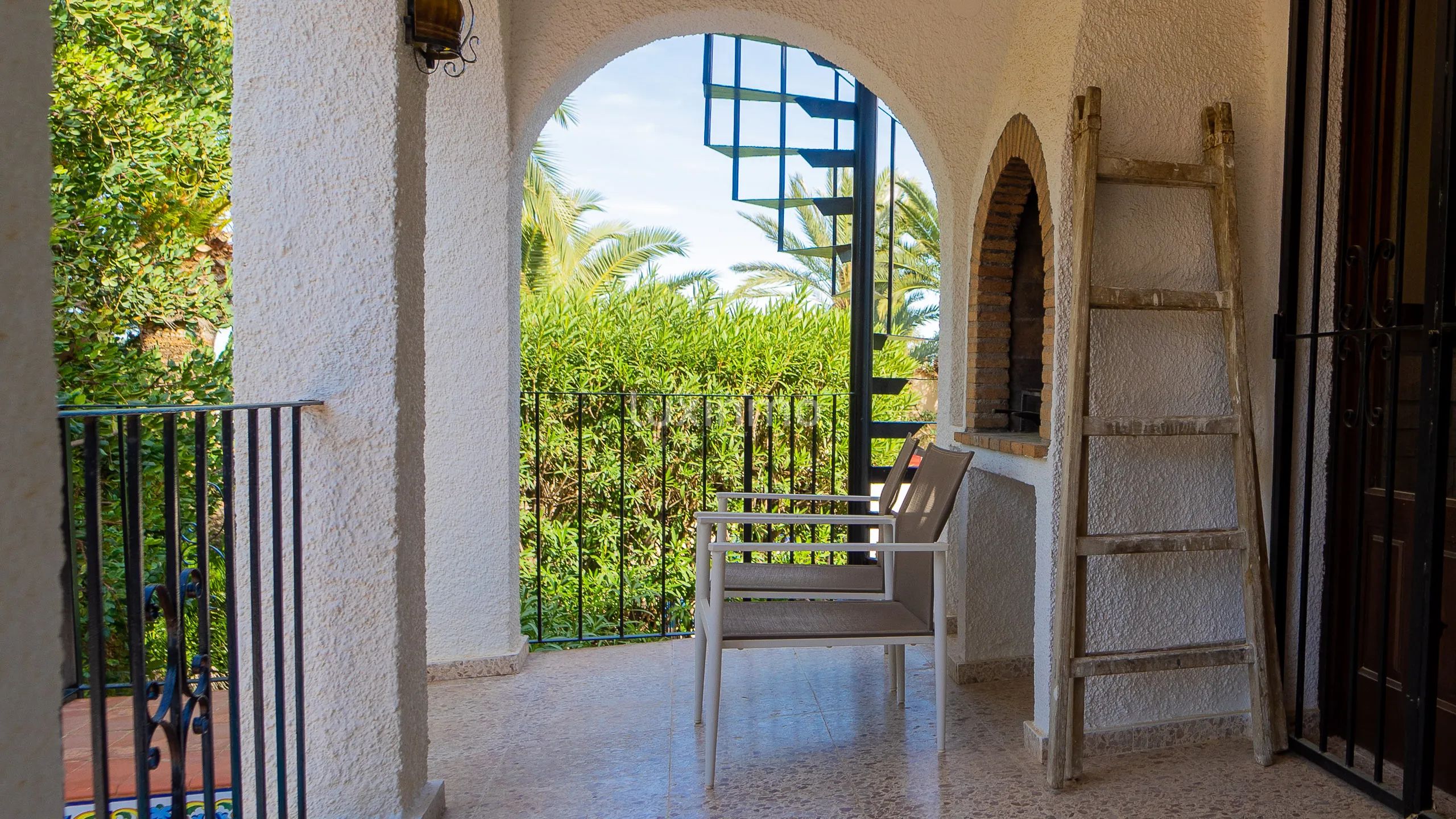 Extraordinary villa in Partida Maryvilla with sea views — photo 16