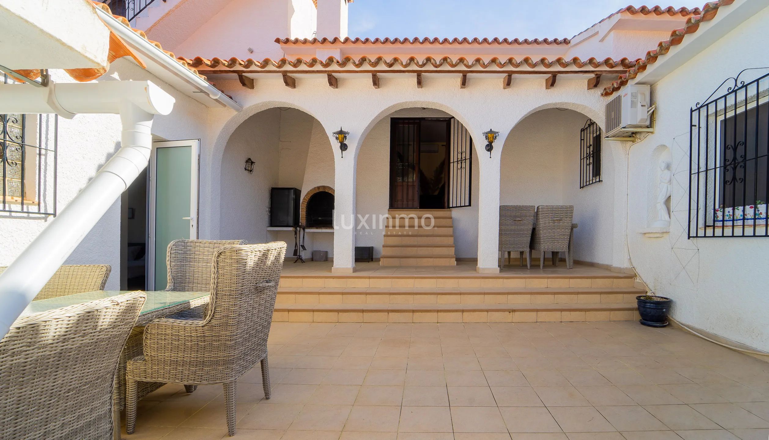 Extraordinary villa in Partida Maryvilla with sea views — photo 37