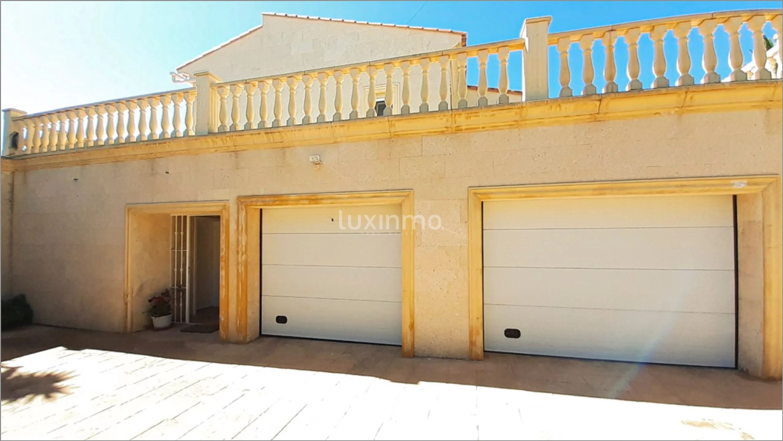Extraordinaria y clásica villa en Moraira con vistas al mar — photo 20