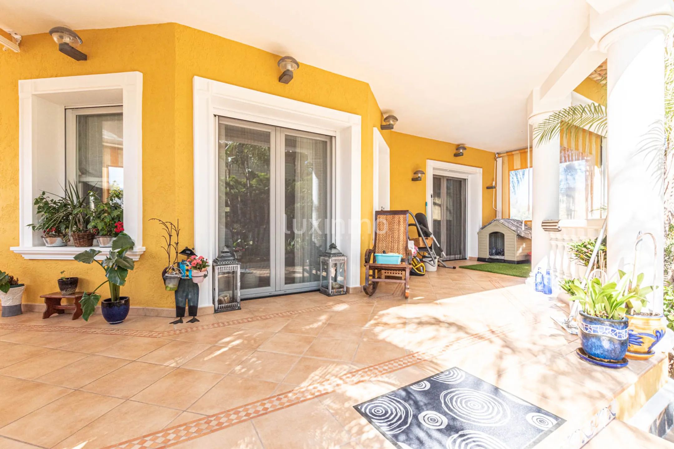 Отдельно стоящий дом с частным бассейном и видом на горы в Кальпе — photo 21