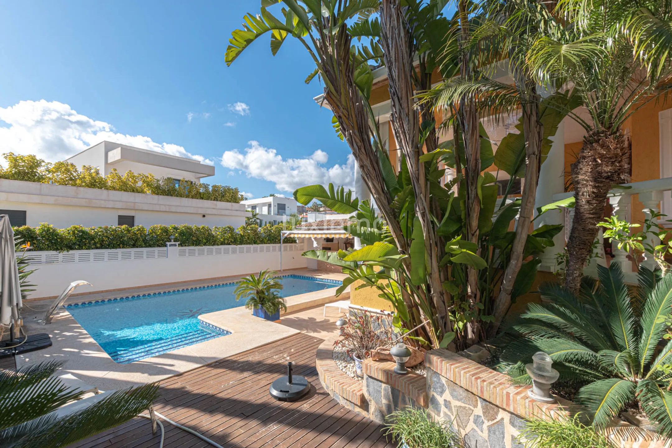 Отдельно стоящий дом с частным бассейном и видом на горы в Кальпе — photo 8