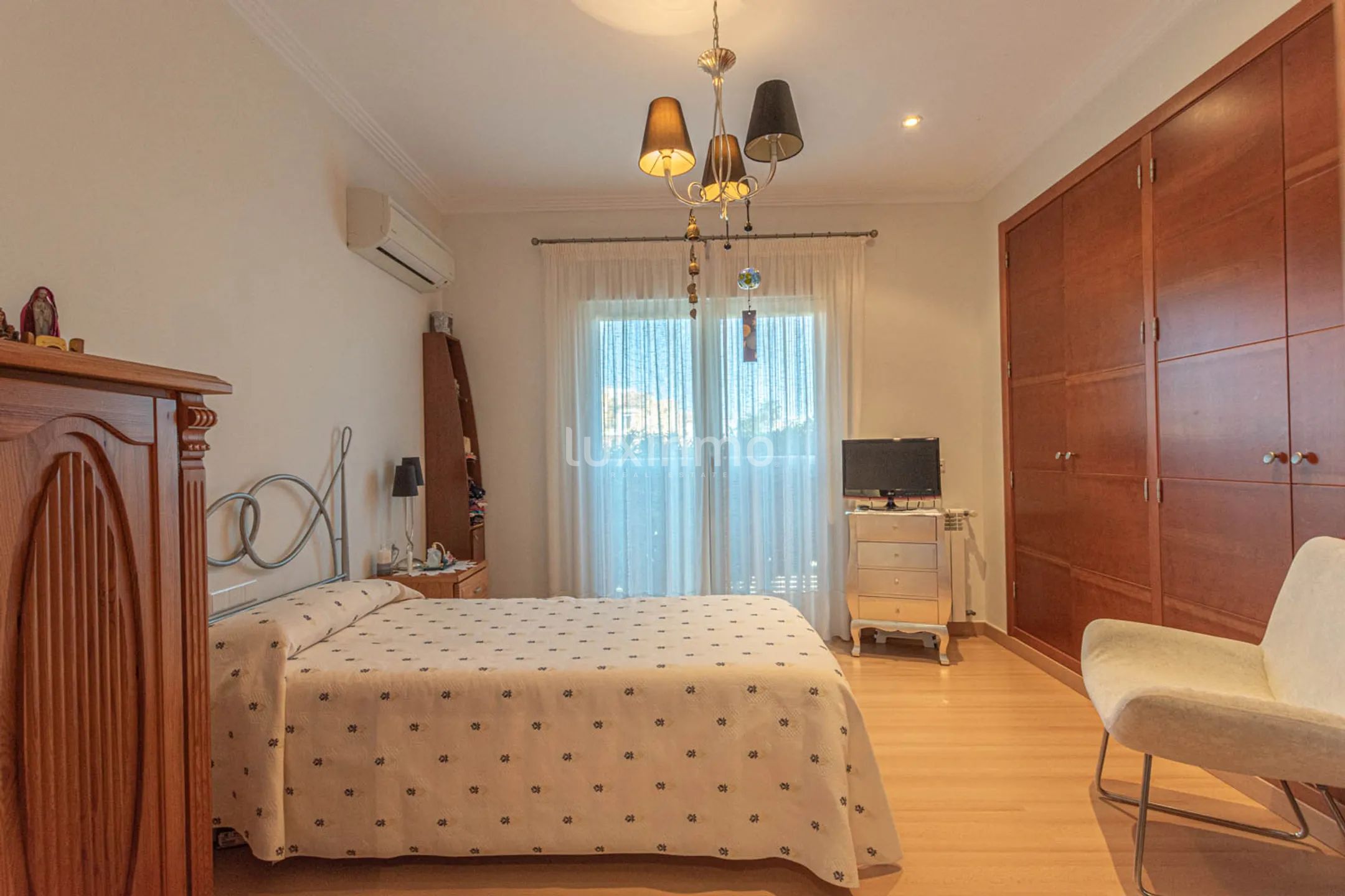 Отдельно стоящий дом с частным бассейном и видом на горы в Кальпе — photo 34