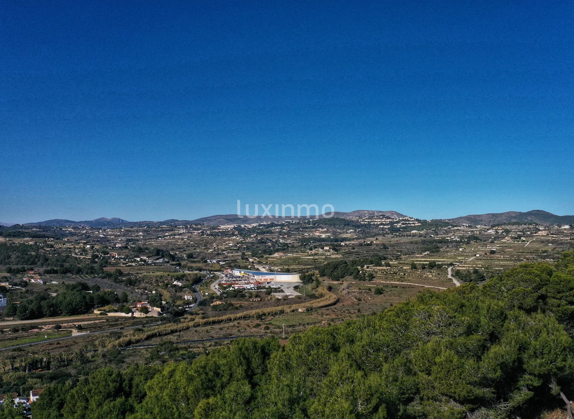 Villa ibicenca con vistas panorámicas al mar en Moraira — photo 17