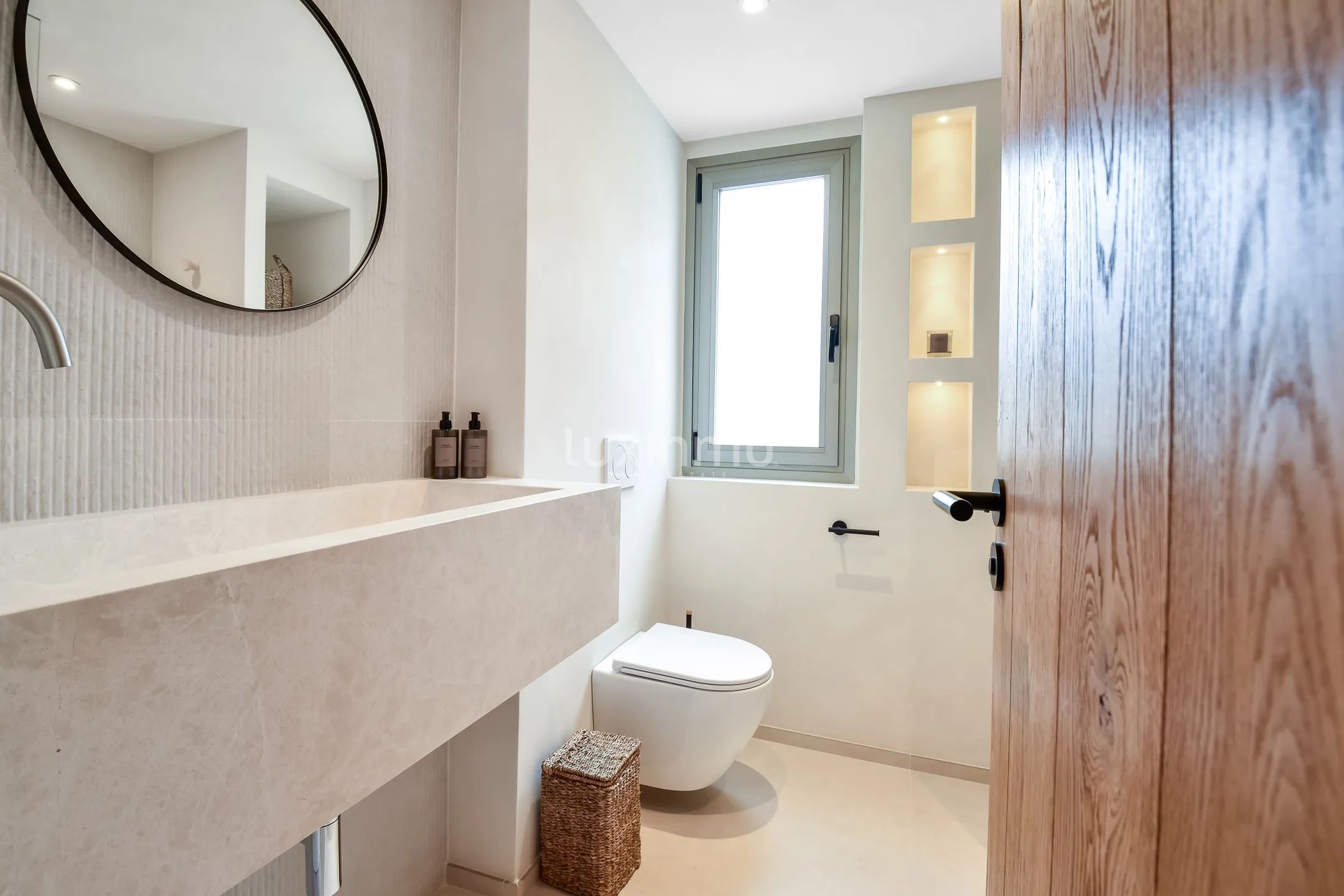 Vollständig renovierte und möblierte Wohnung in Cap Martinet mit Meerblick — photo 17