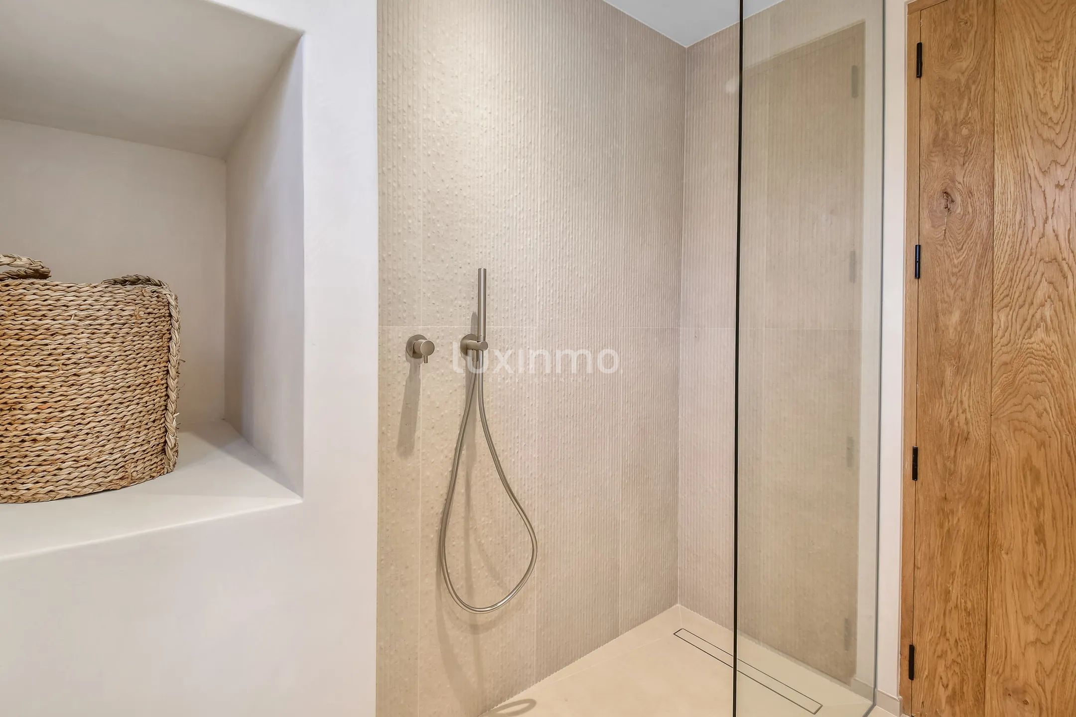 Vollständig renovierte und möblierte Wohnung in Cap Martinet mit Meerblick — photo 19