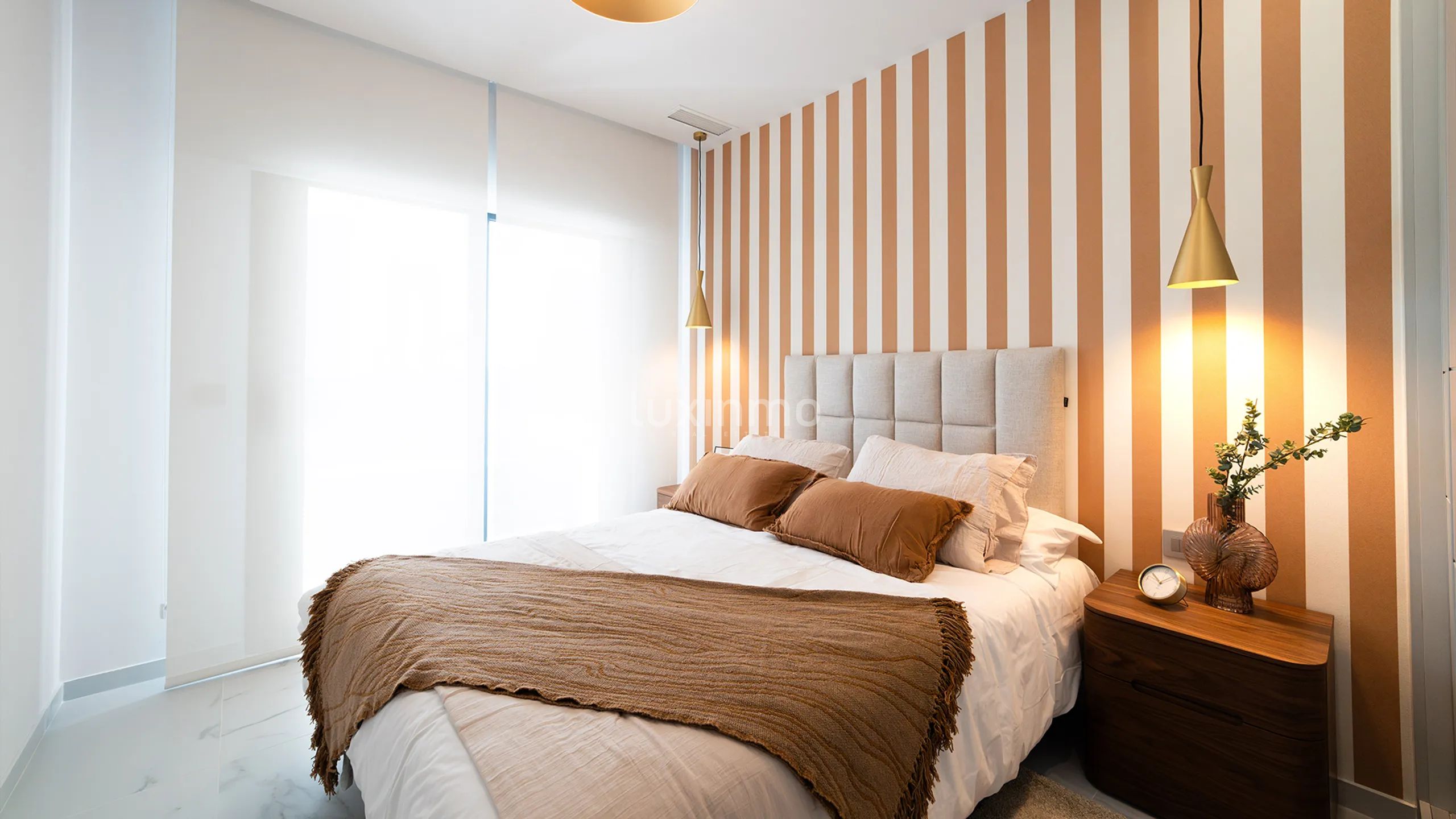 Atemberaubendes modernes Penthouse mit atemberaubender Aussicht in Playa de Poniente, Benidorm — photo 12