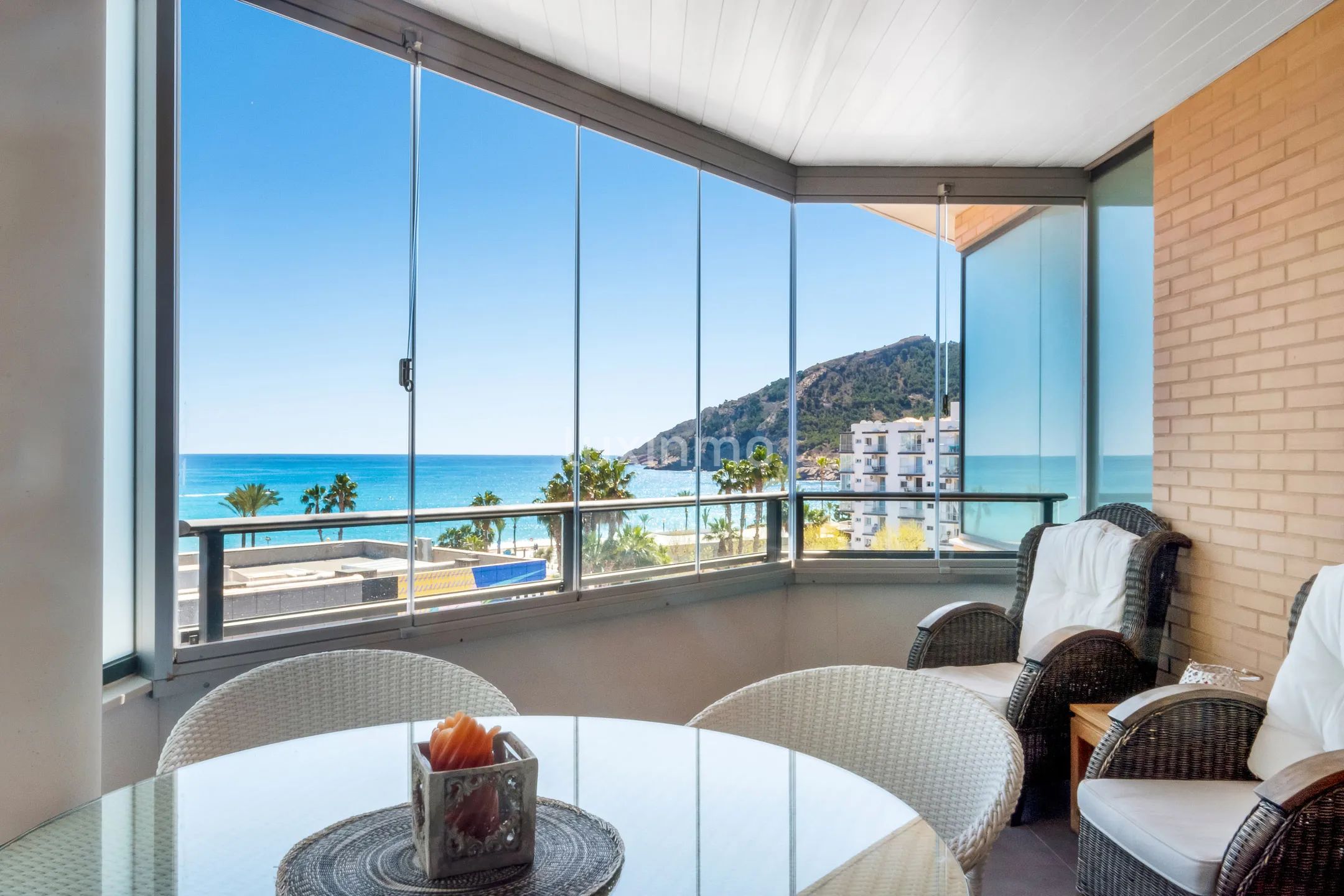 Beautiful duplex penthouse for sale in the centre of Albir — photo 2