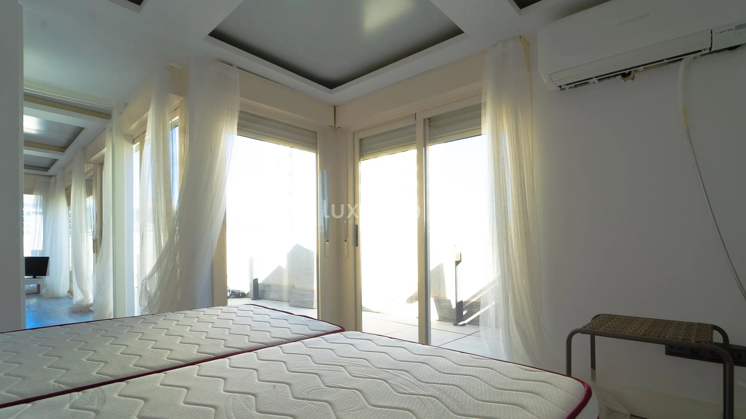 Schöne Duplex-Penthouse in zweiter Linie Strand in Calpe — photo 12