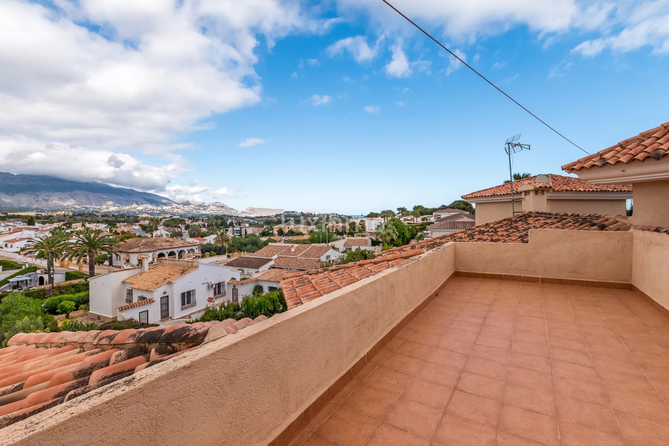 Imponerande villa med havsutsikt i Alfaz del Pí — photo 31