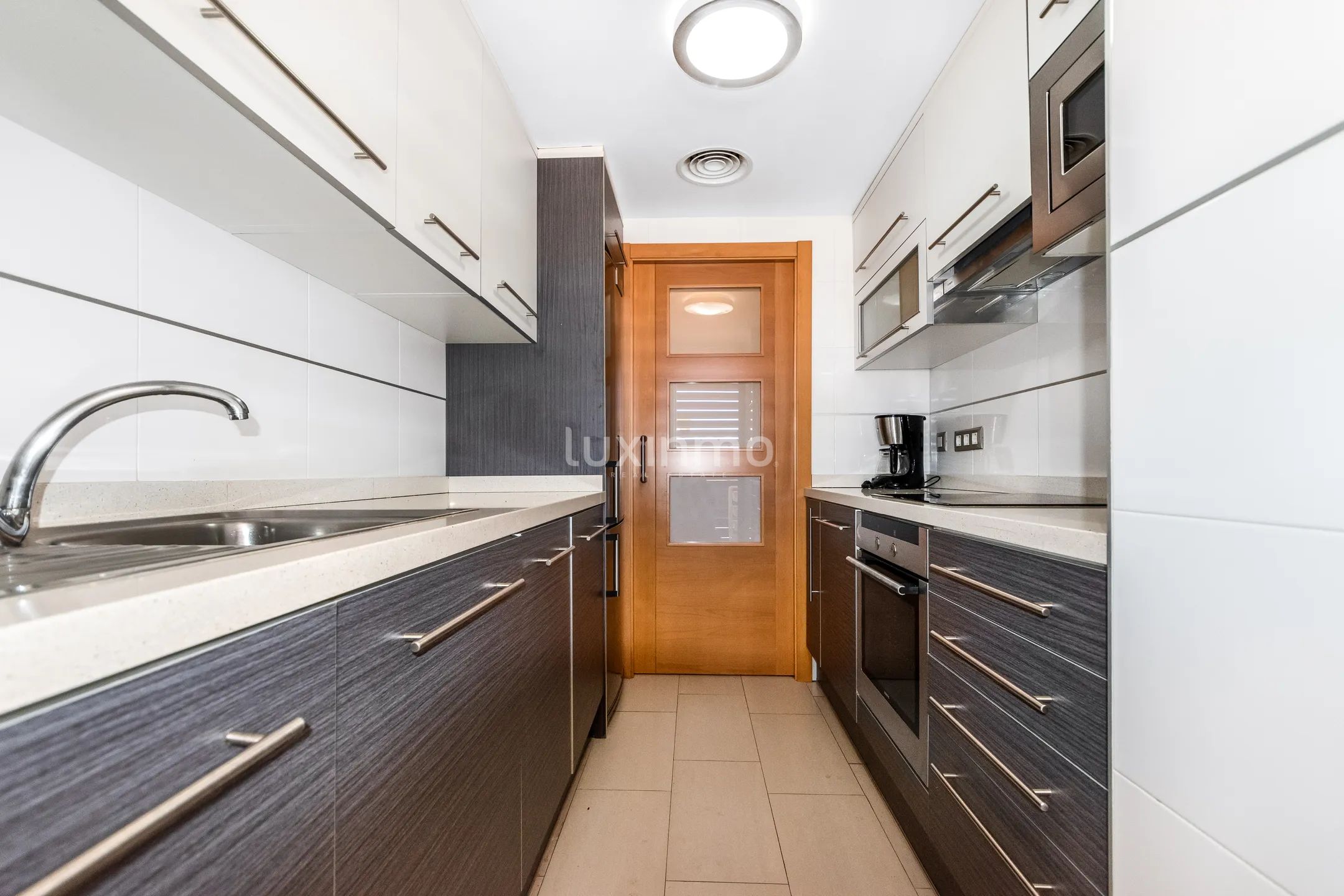 3 penthouses and a commercial premise in the centre of Albir for sale — photo 6