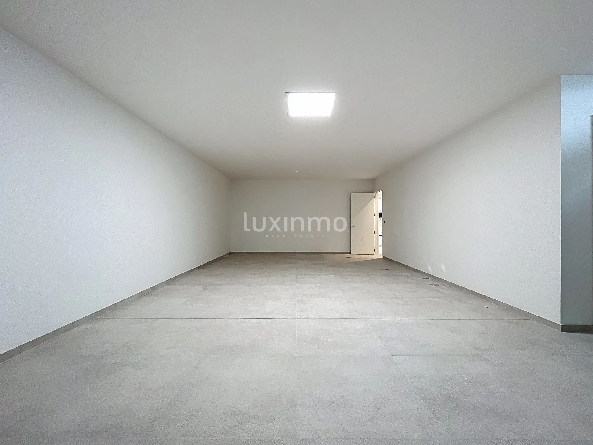 Preciosa villa con piscina en venta en Albir — photo 25