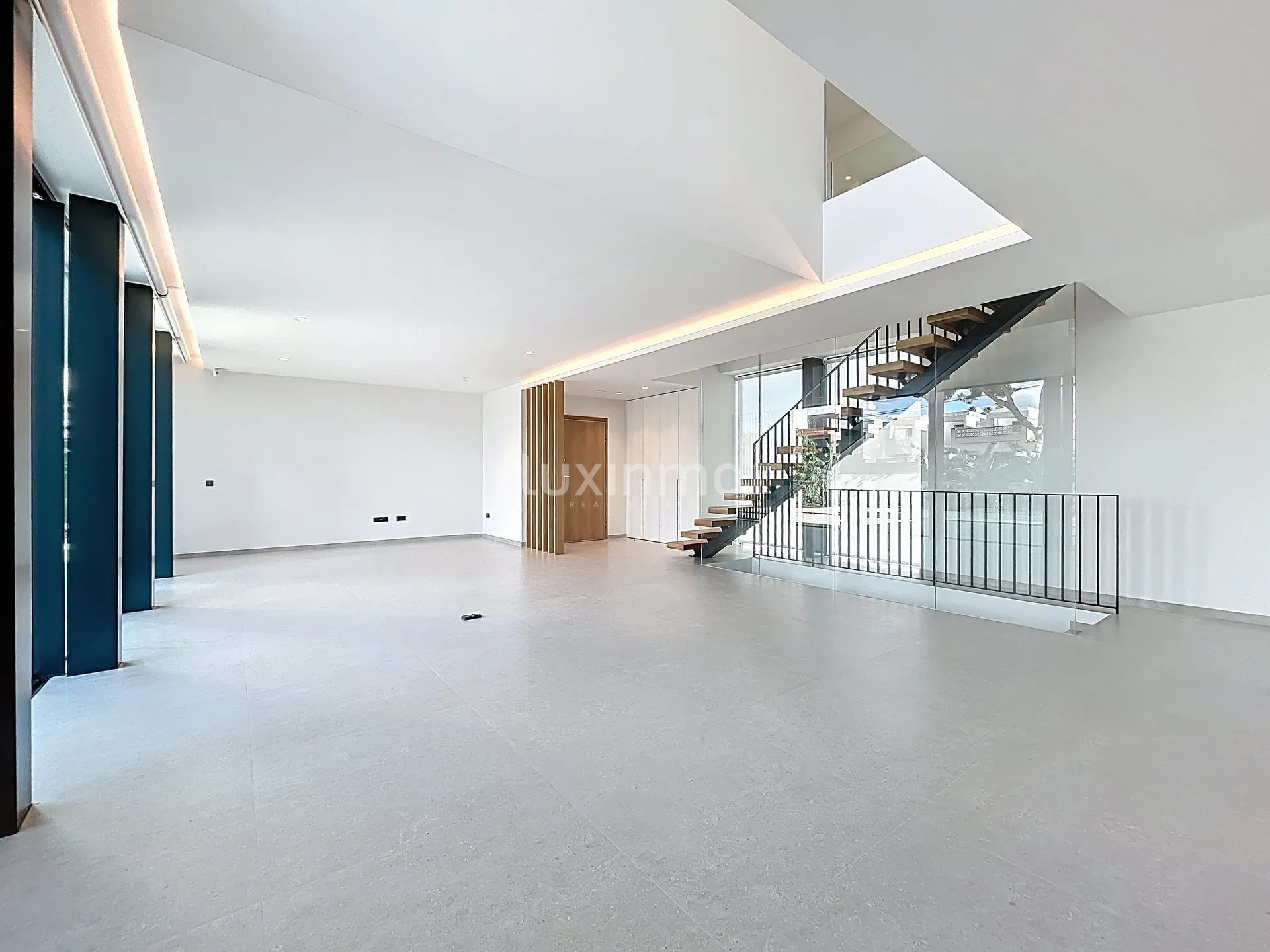 Preciosa villa con piscina en venta en Albir — photo 15