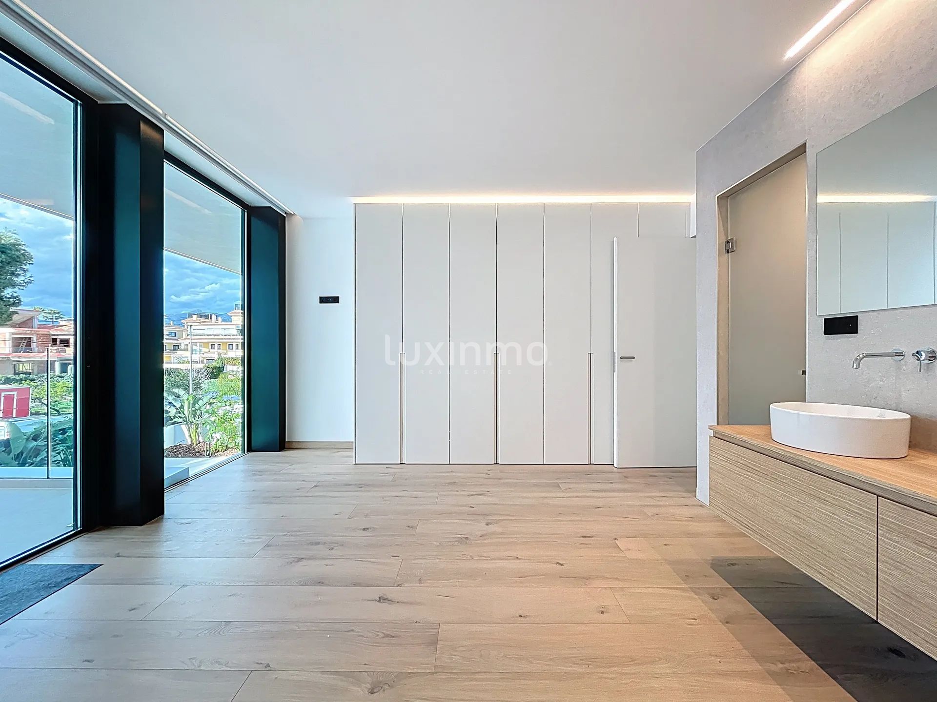 Preciosa villa con piscina en venta en Albir — photo 13