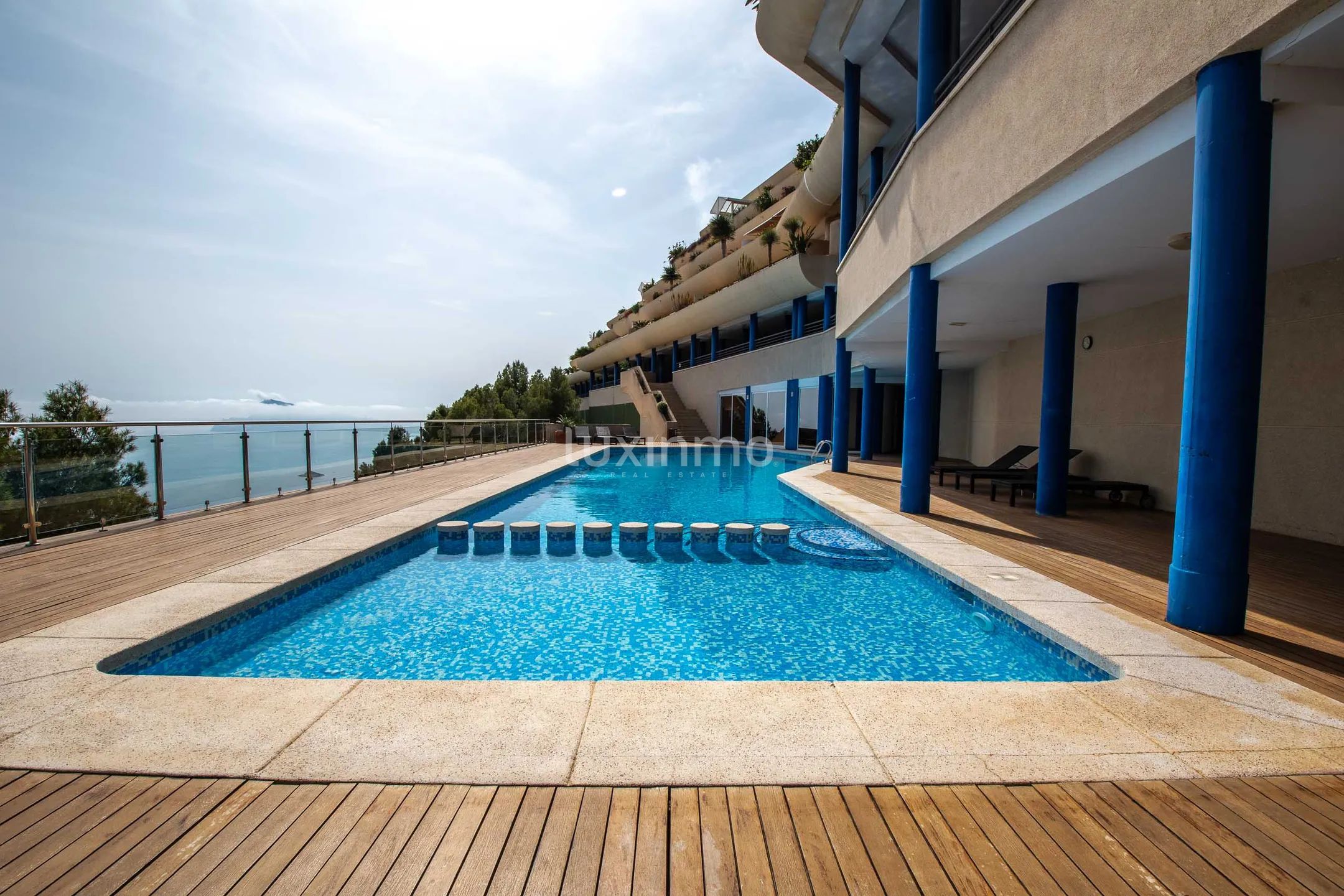 Luxus-Wohnung mit atemberaubendem Meer- und Bergblick in Altea Hills — photo 37