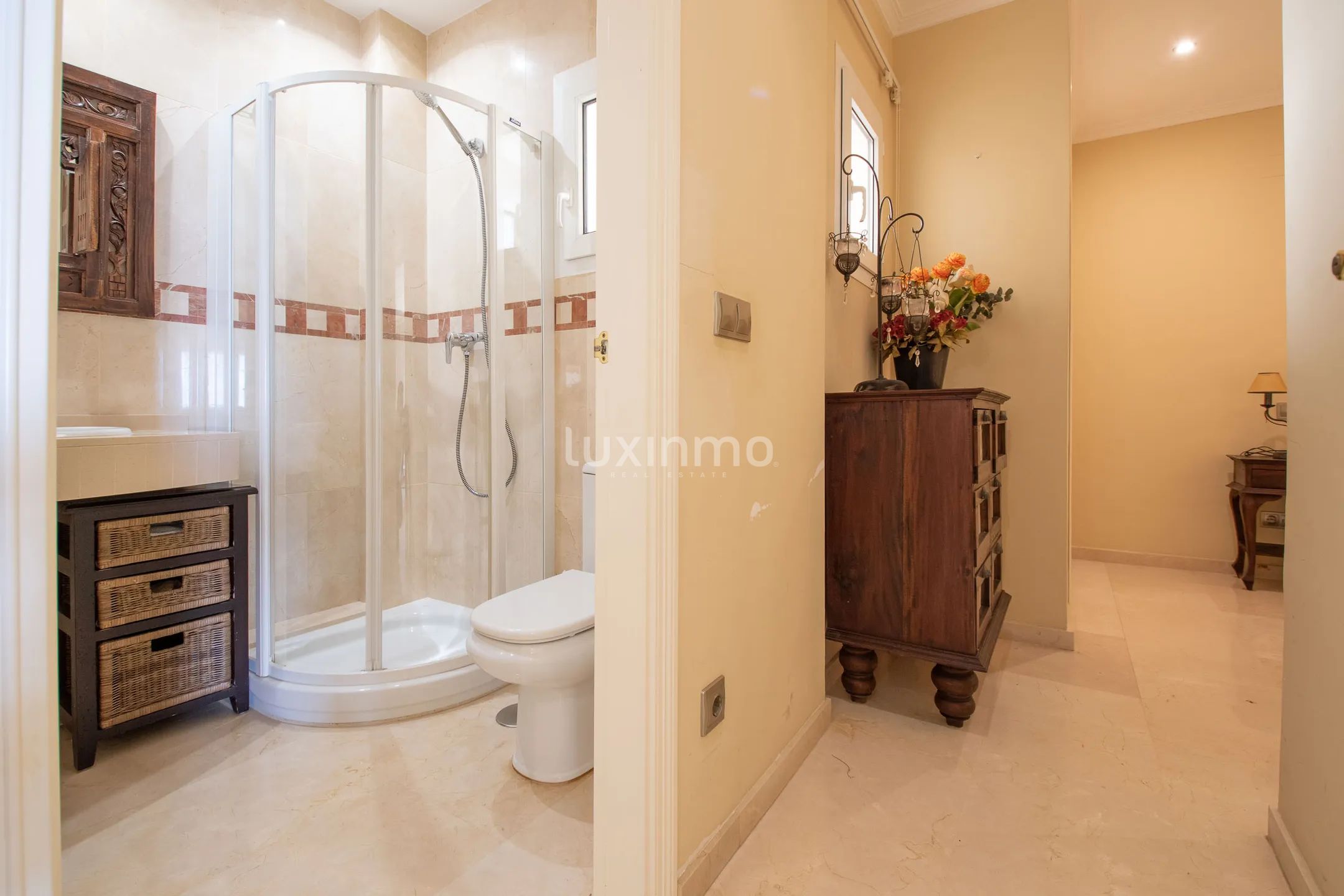 Luxus-Wohnung mit atemberaubendem Meer- und Bergblick in Altea Hills — photo 13