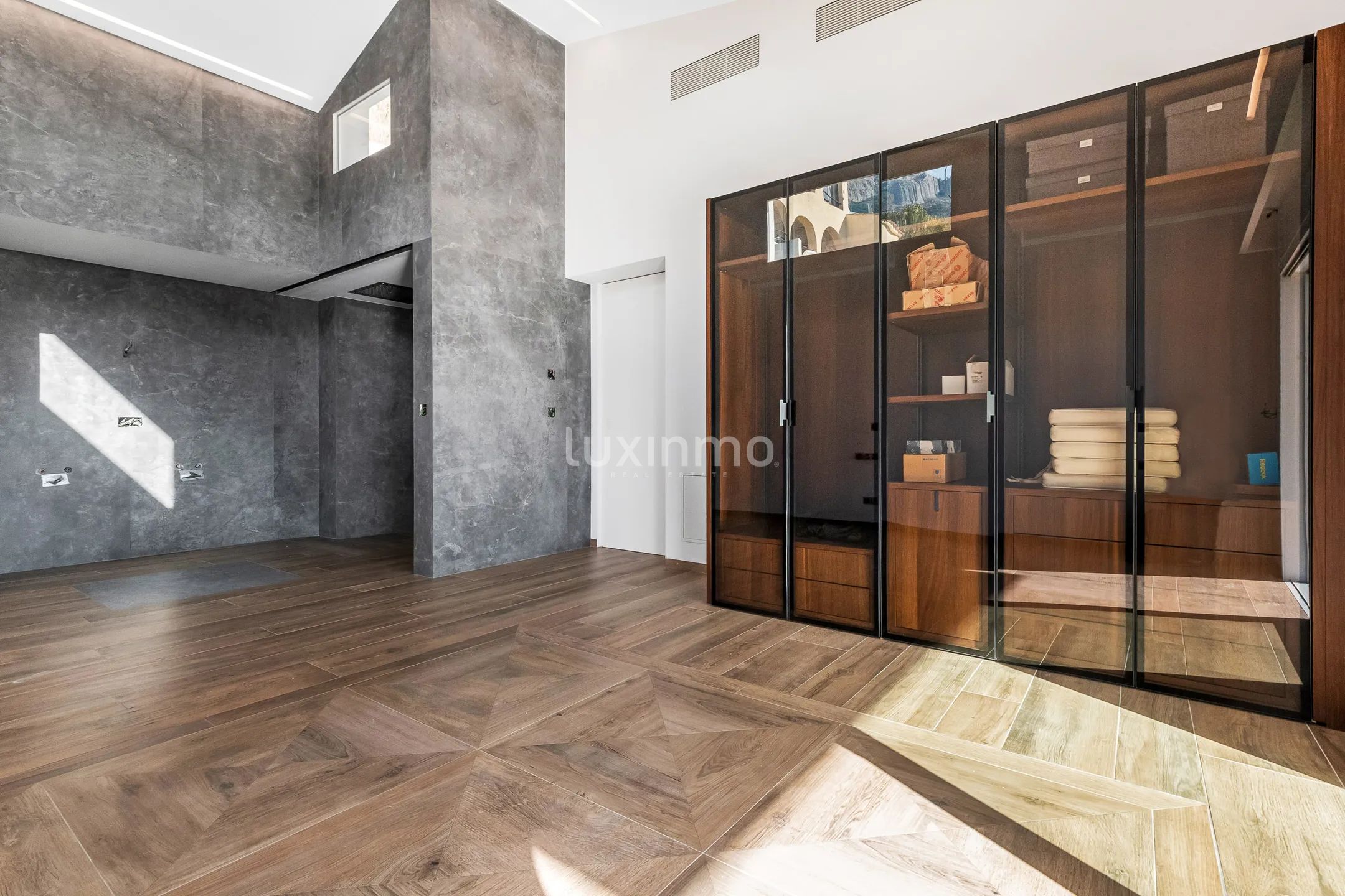 Beautiful villa with swimming pool and sea views in Altea — photo 12