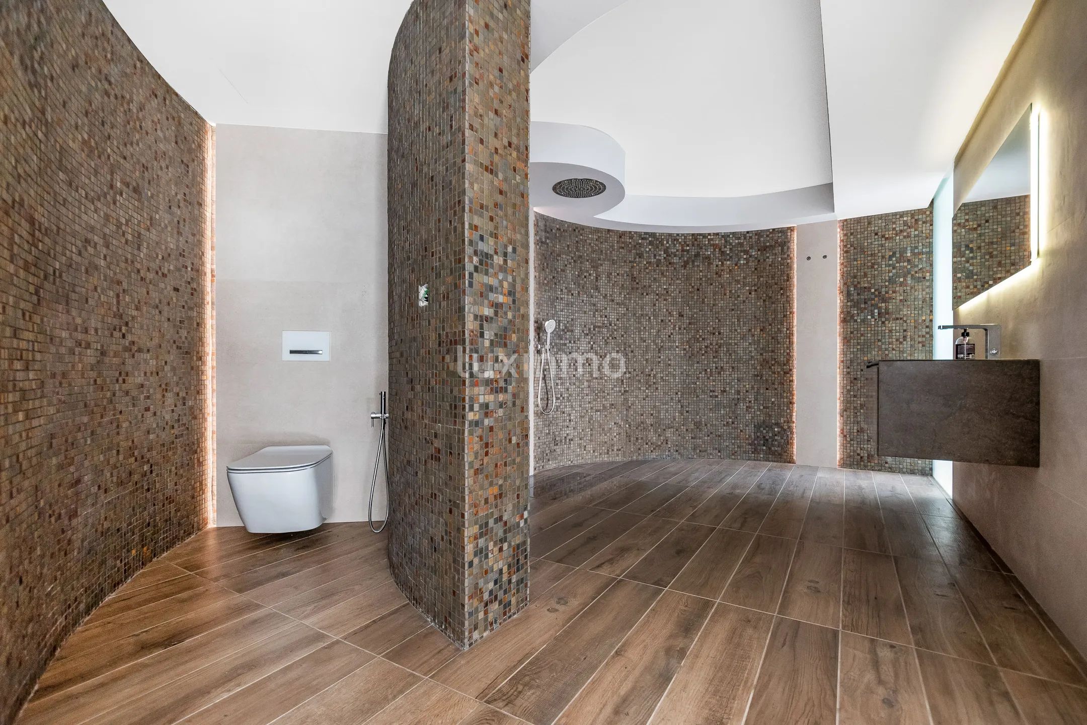 Beautiful villa with swimming pool and sea views in Altea — photo 19