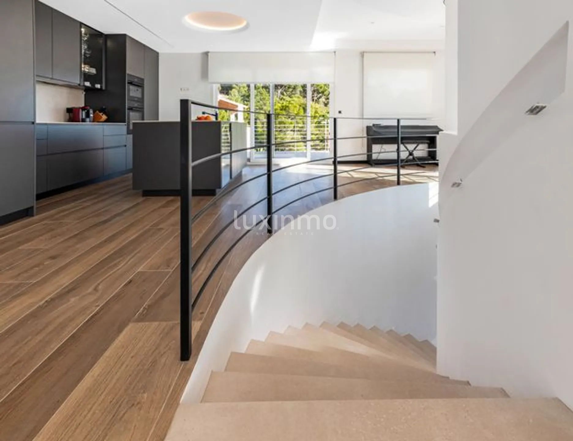 Beautiful villa with swimming pool and sea views in Altea — photo 50