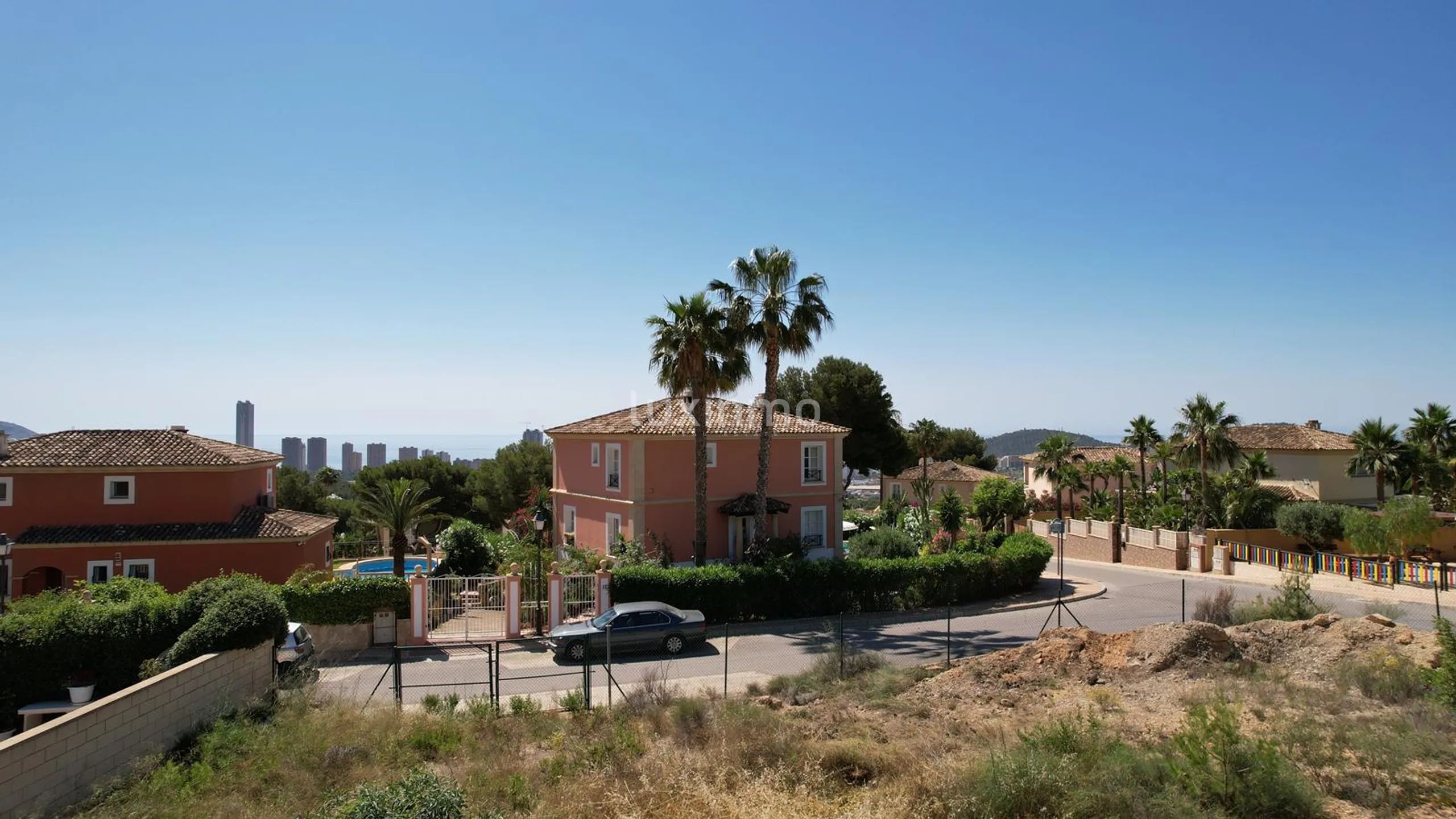 Very modern and minimalistic design villa for sale in Sierra Cortina — photo 8