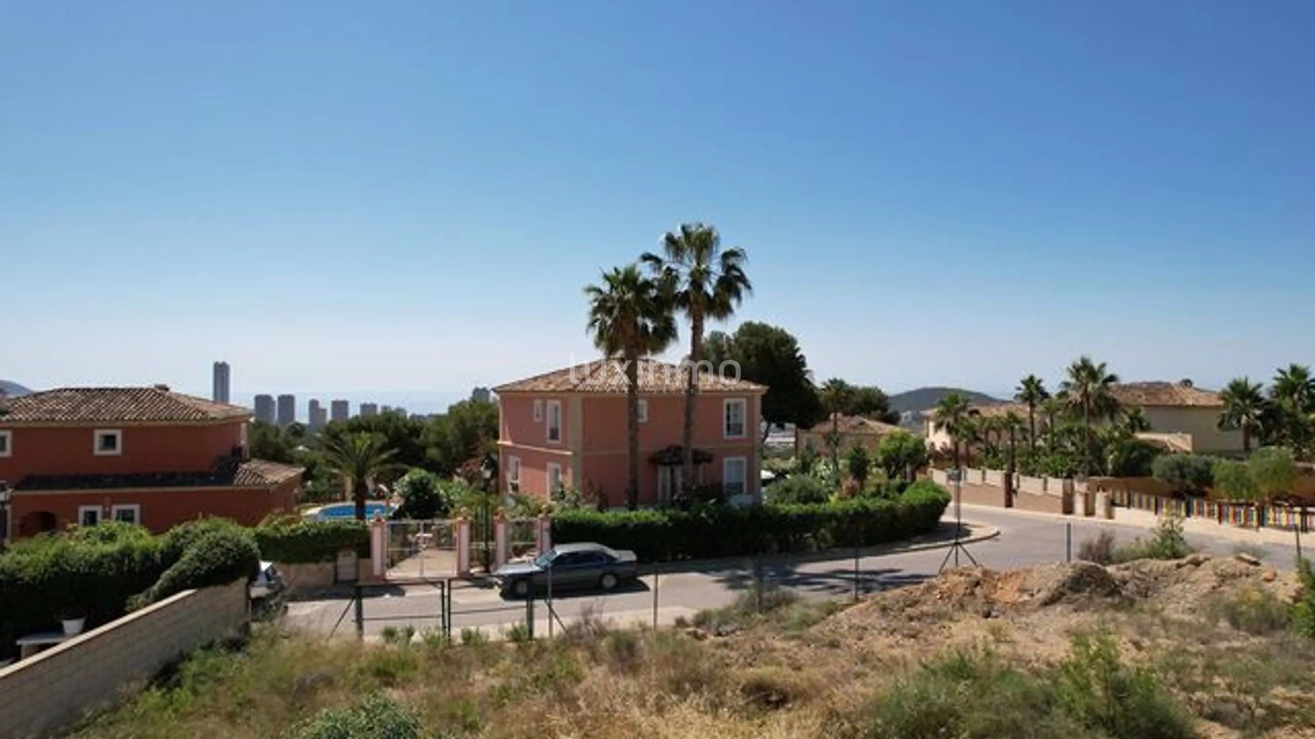 Very modern and minimalistic design villa for sale in Sierra Cortina — photo 15