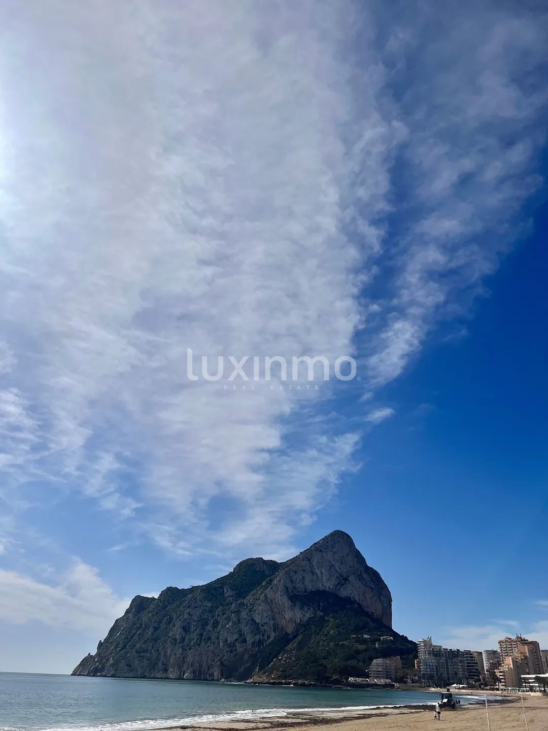 Rustic penthouse with breathtaking views — photo 14