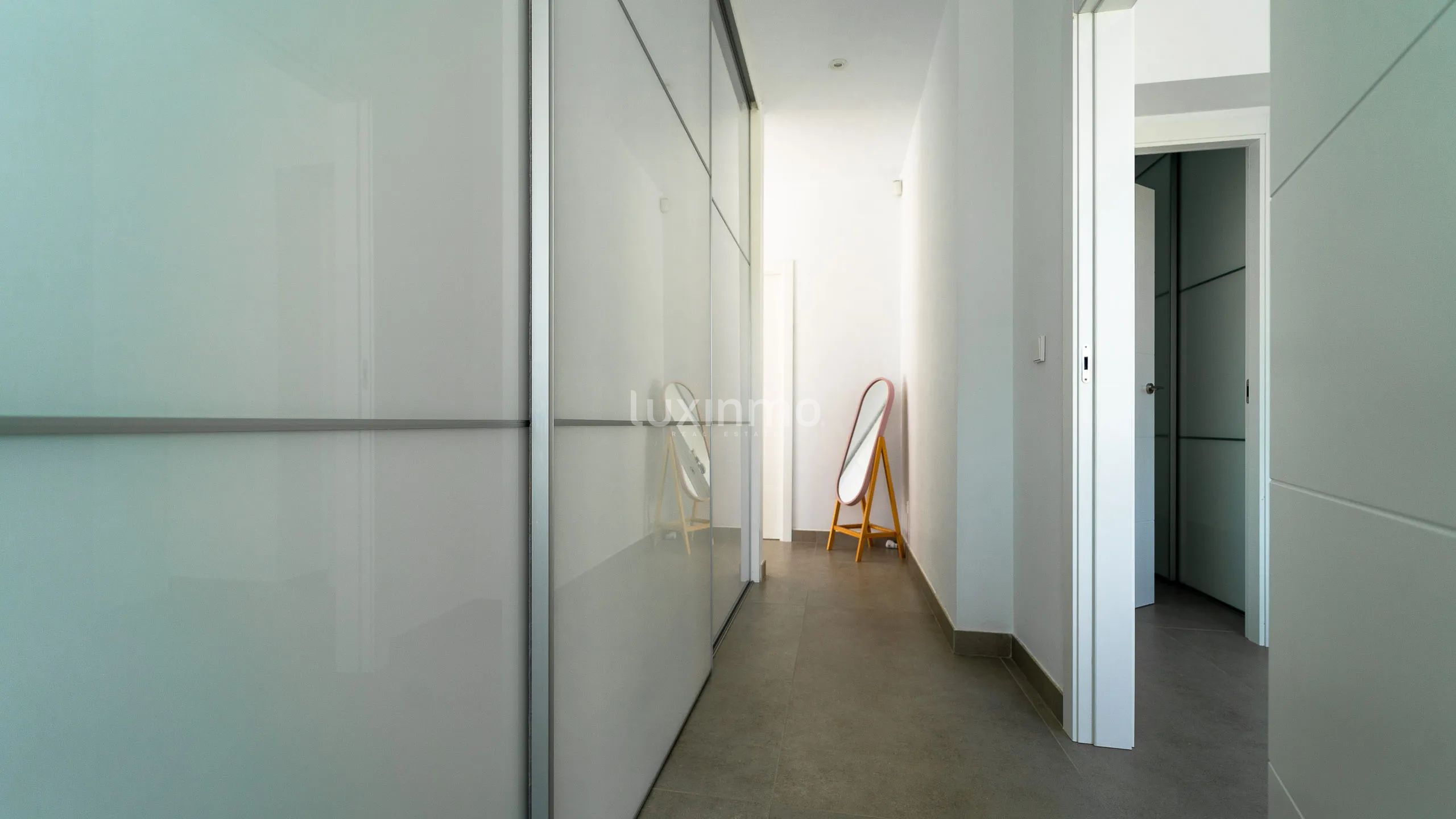 Lyxigt modernt fristående hus med fantastisk utsikt — photo 27