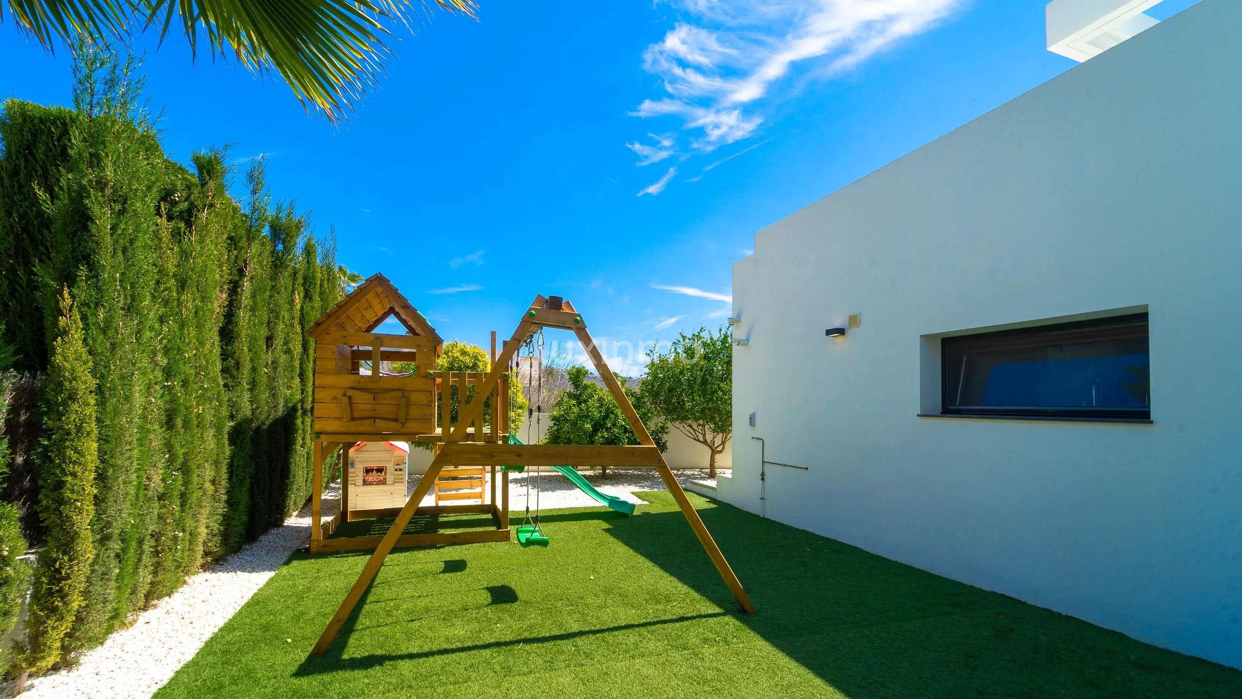 Lyxigt modernt fristående hus med fantastisk utsikt — photo 39