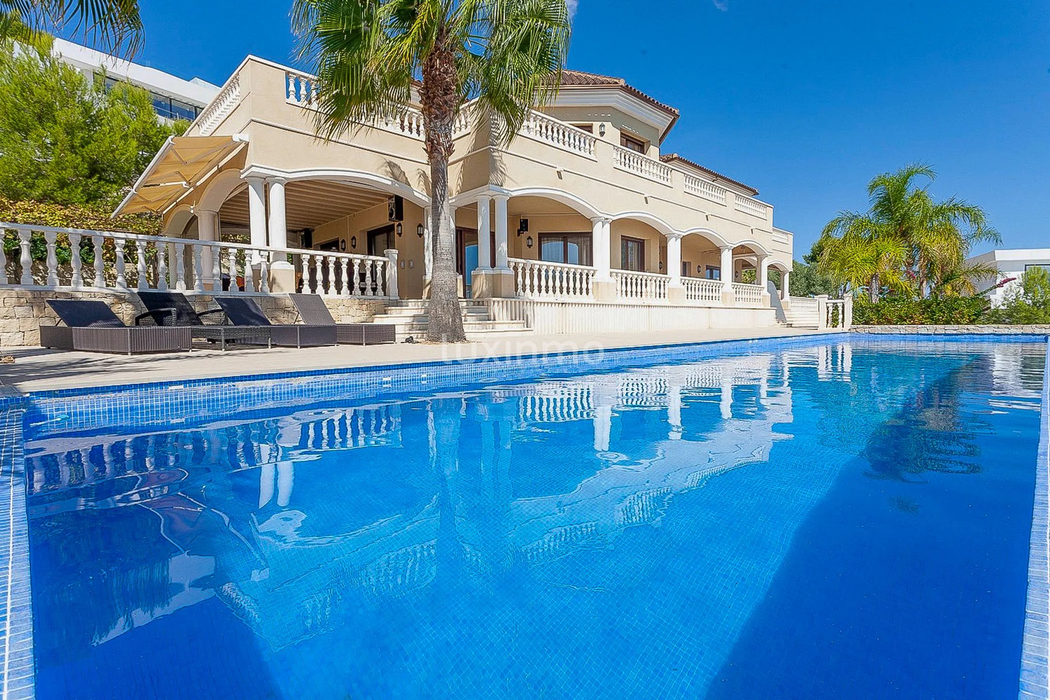 Stunning detached house with sea and mountain views in Calpe — photo 4