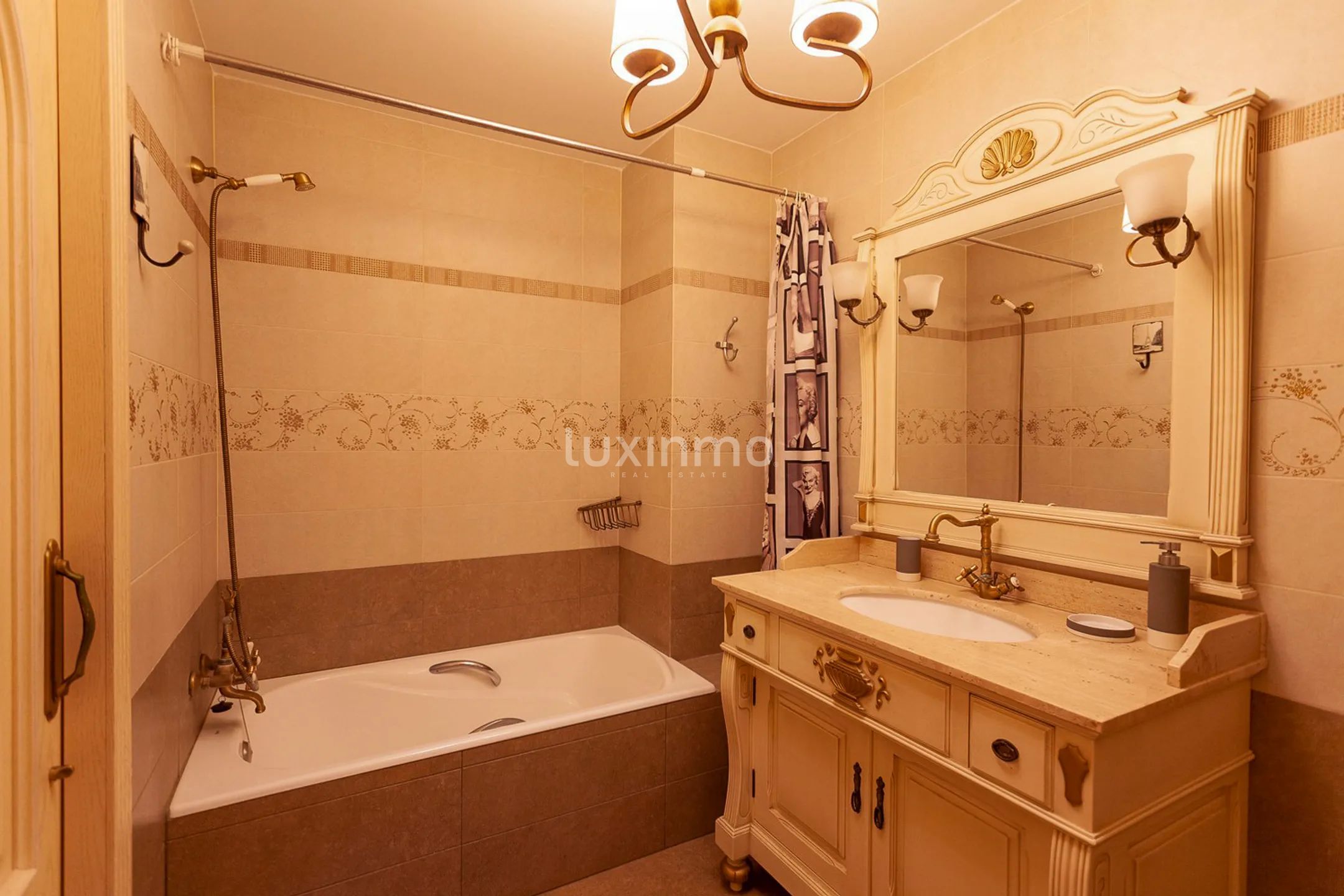 Stunning detached house with sea and mountain views in Calpe — photo 36