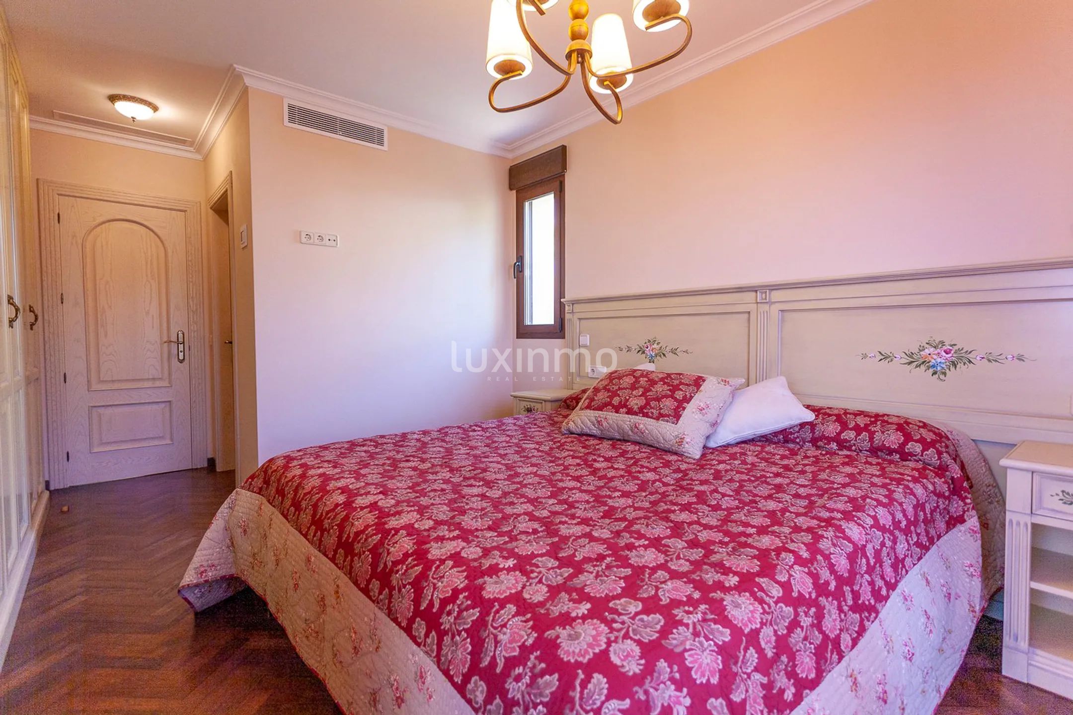 Impresionante chalet independiente con vistas al mar y a la montaña en Calpe — photo 38