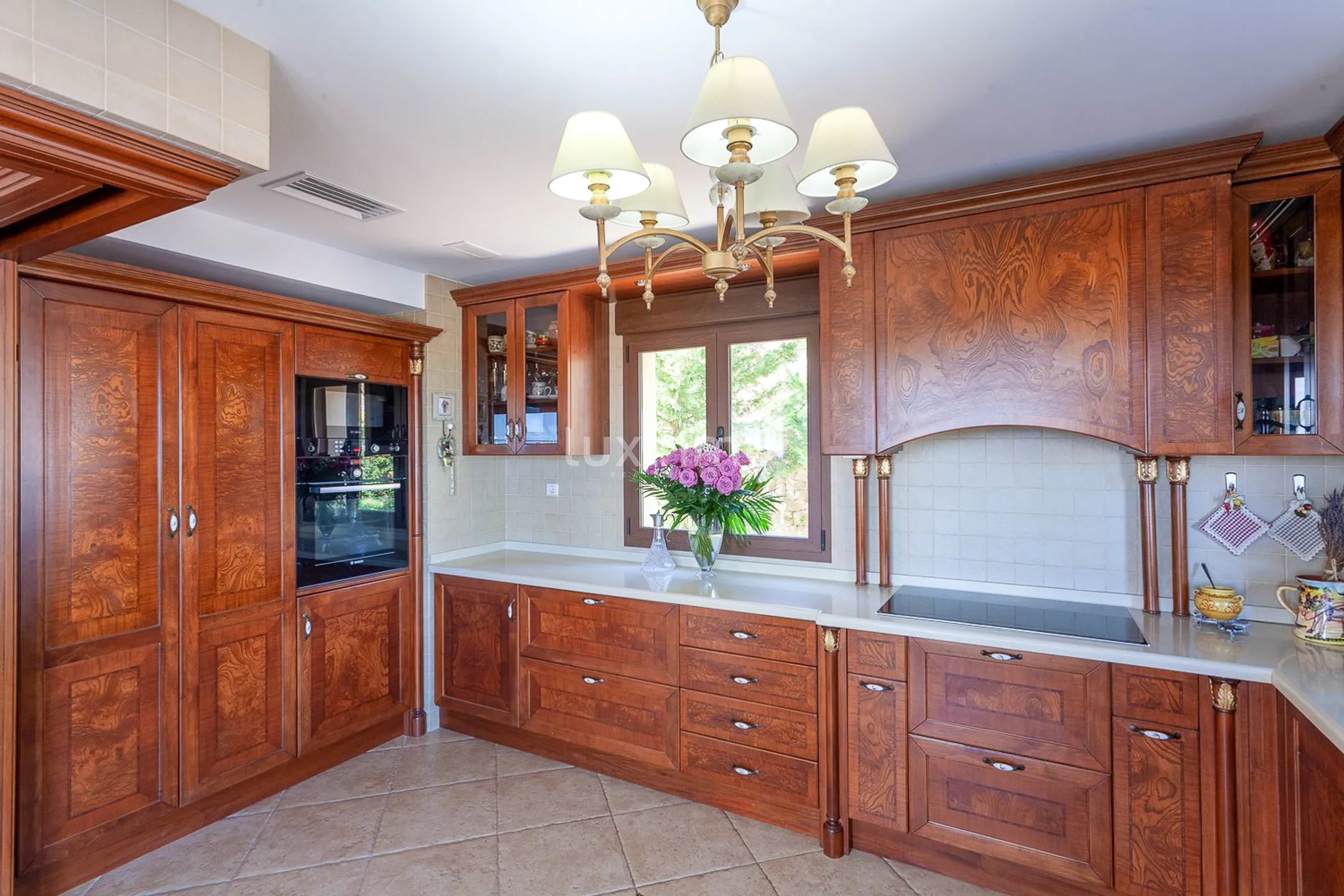 Stunning detached house with sea and mountain views in Calpe — photo 16