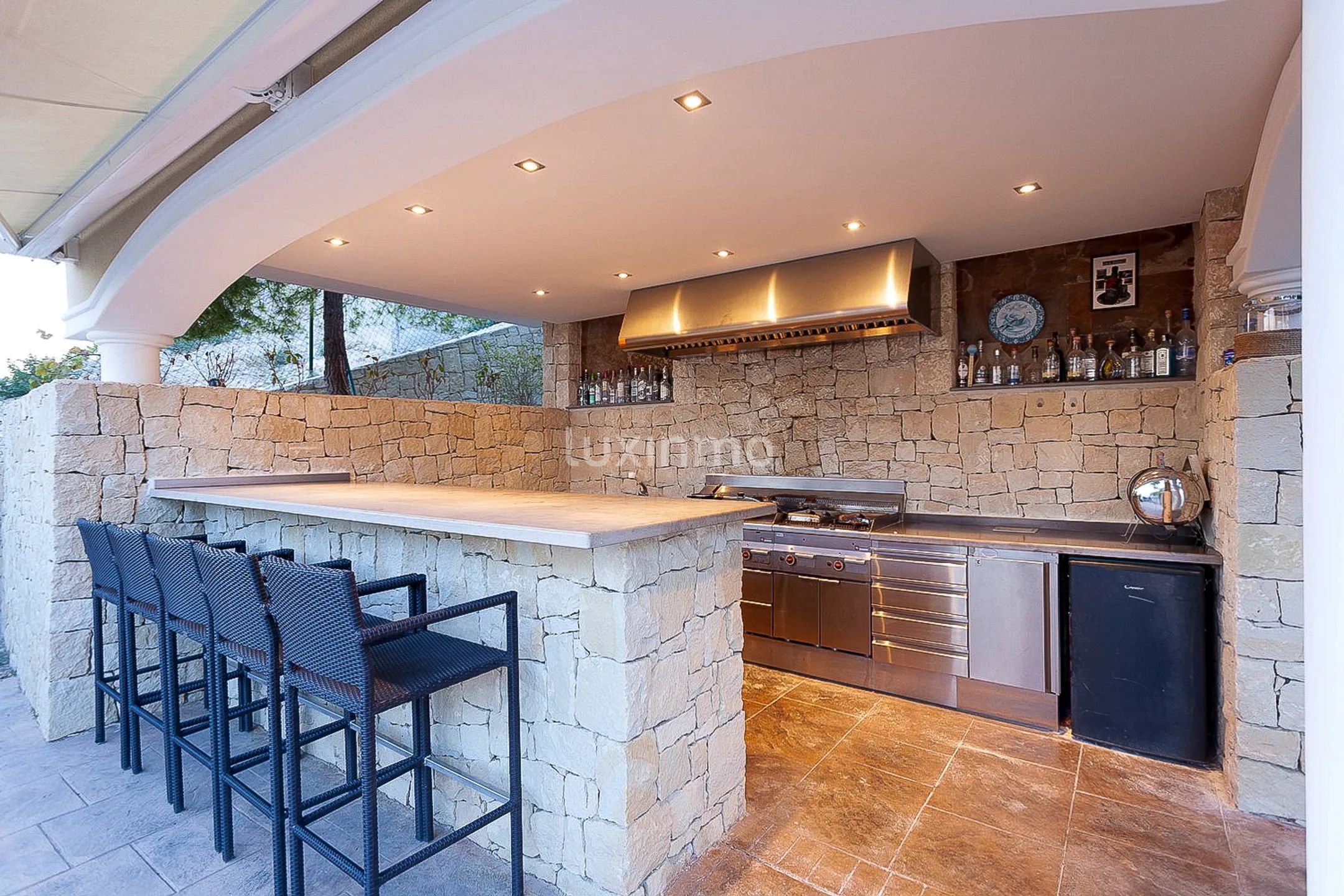 Stunning detached house with sea and mountain views in Calpe — photo 55