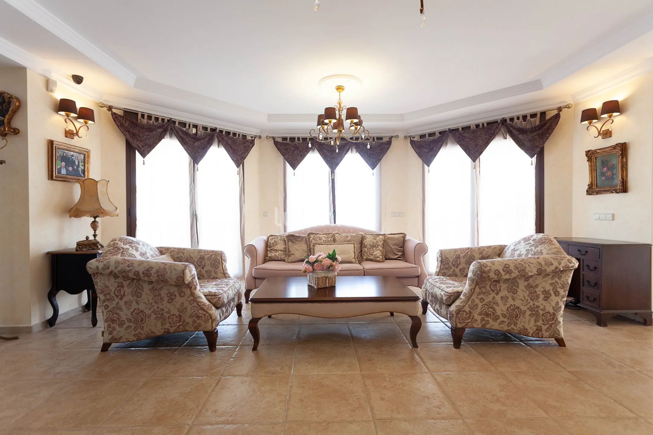 Impresionante chalet independiente con vistas al mar y a la montaña en Calpe — photo 24