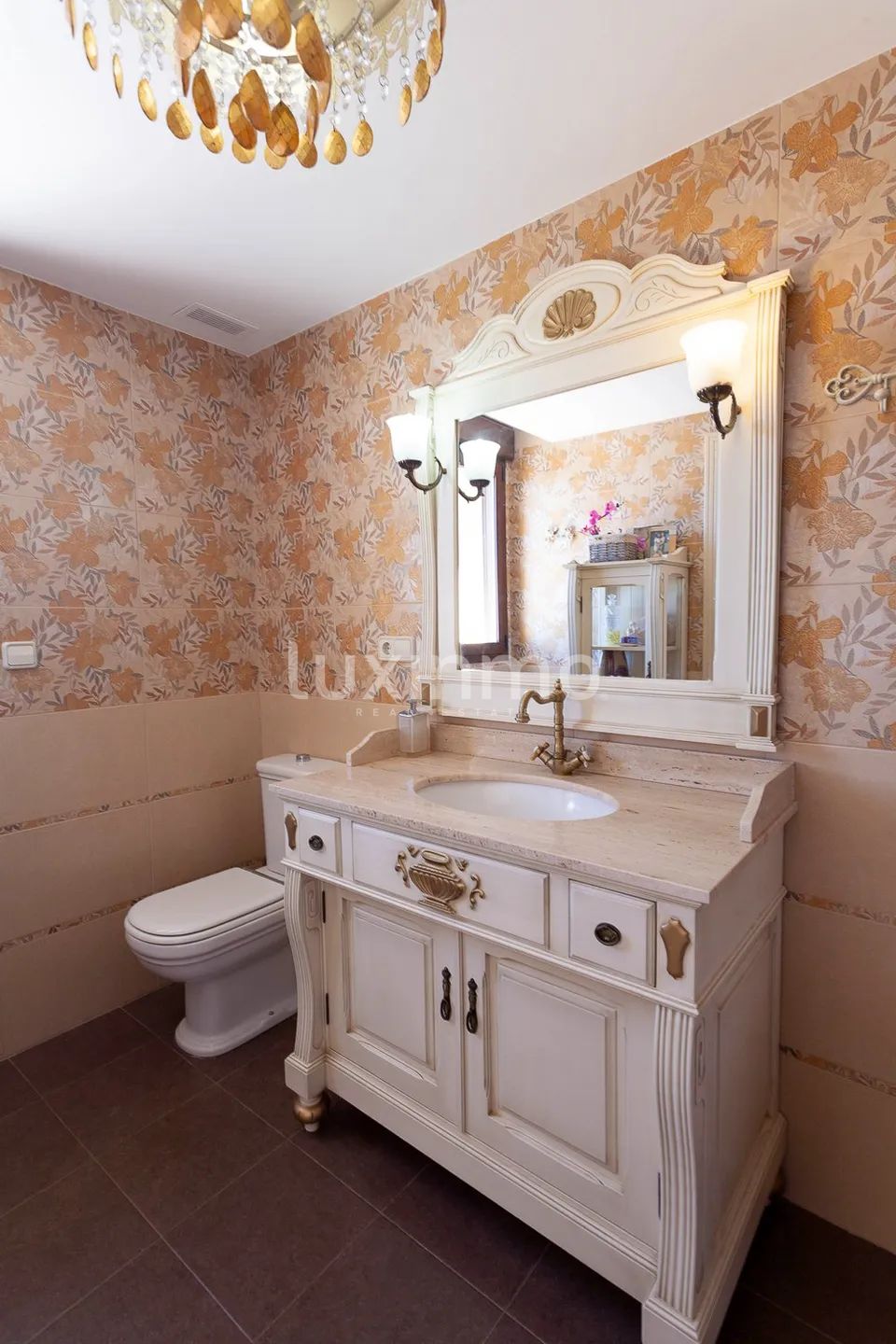 Stunning detached house with sea and mountain views in Calpe — photo 32