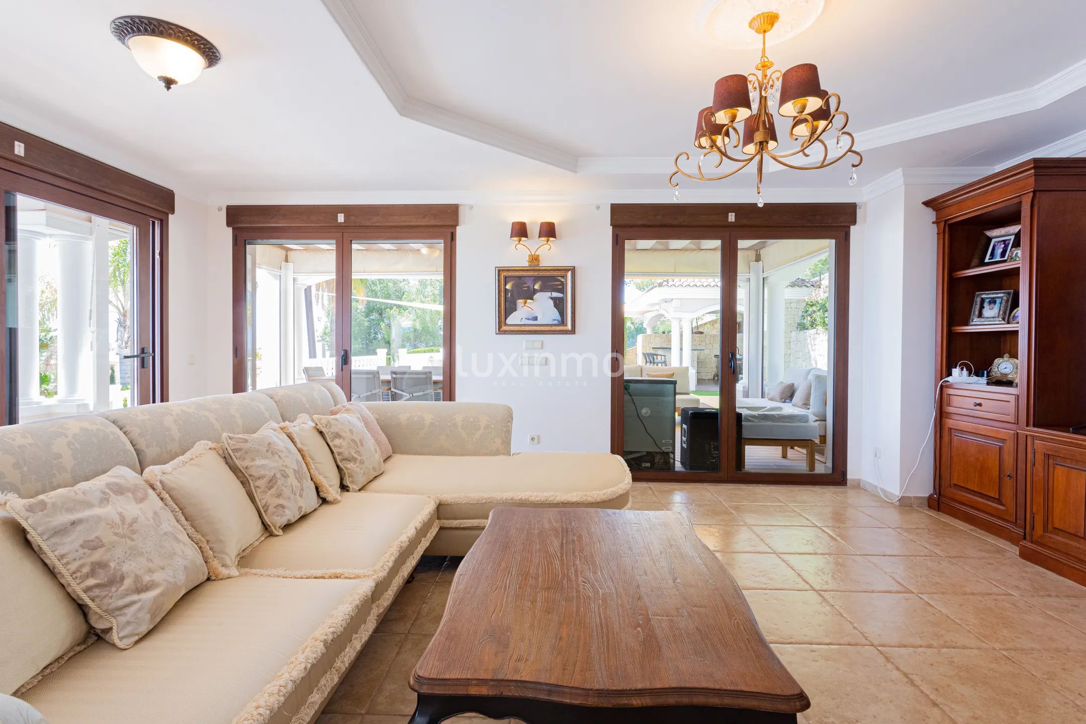 Stunning detached house with sea and mountain views in Calpe — photo 19