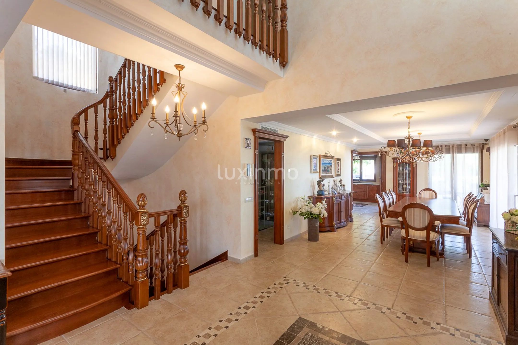 Stunning detached house with sea and mountain views in Calpe — photo 19