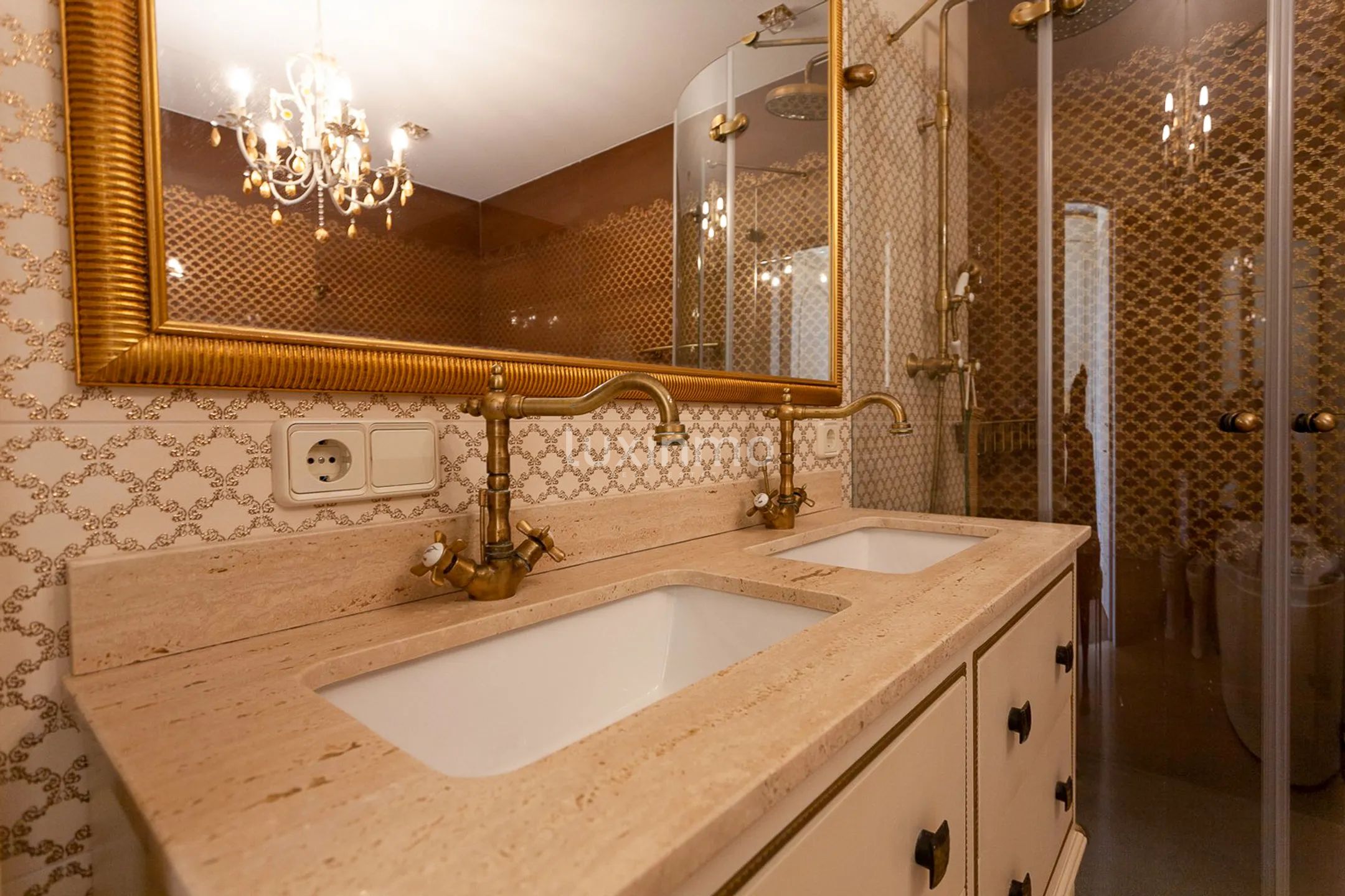 Stunning detached house with sea and mountain views in Calpe — photo 47