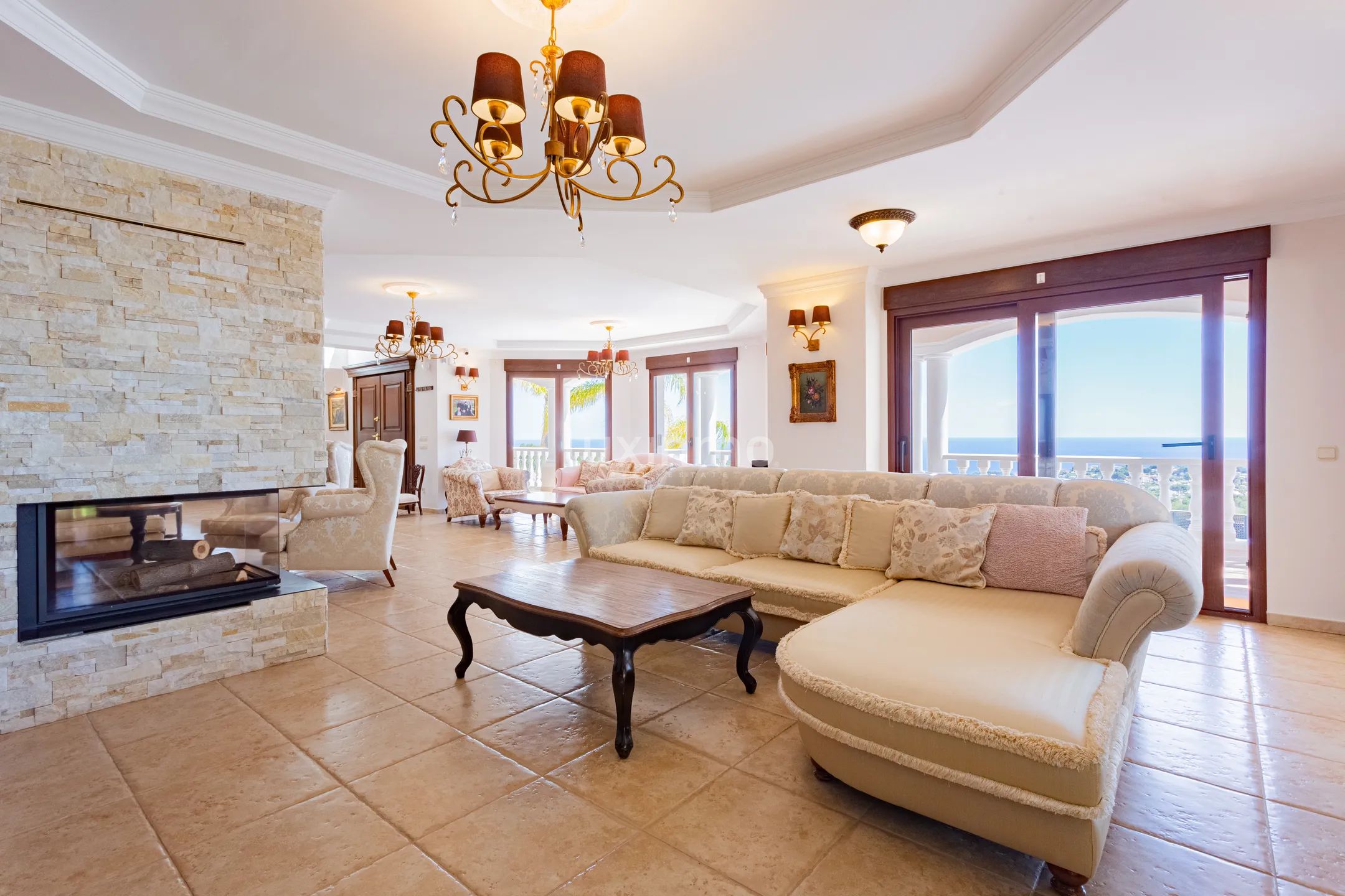 Stunning detached house with sea and mountain views in Calpe — photo 16