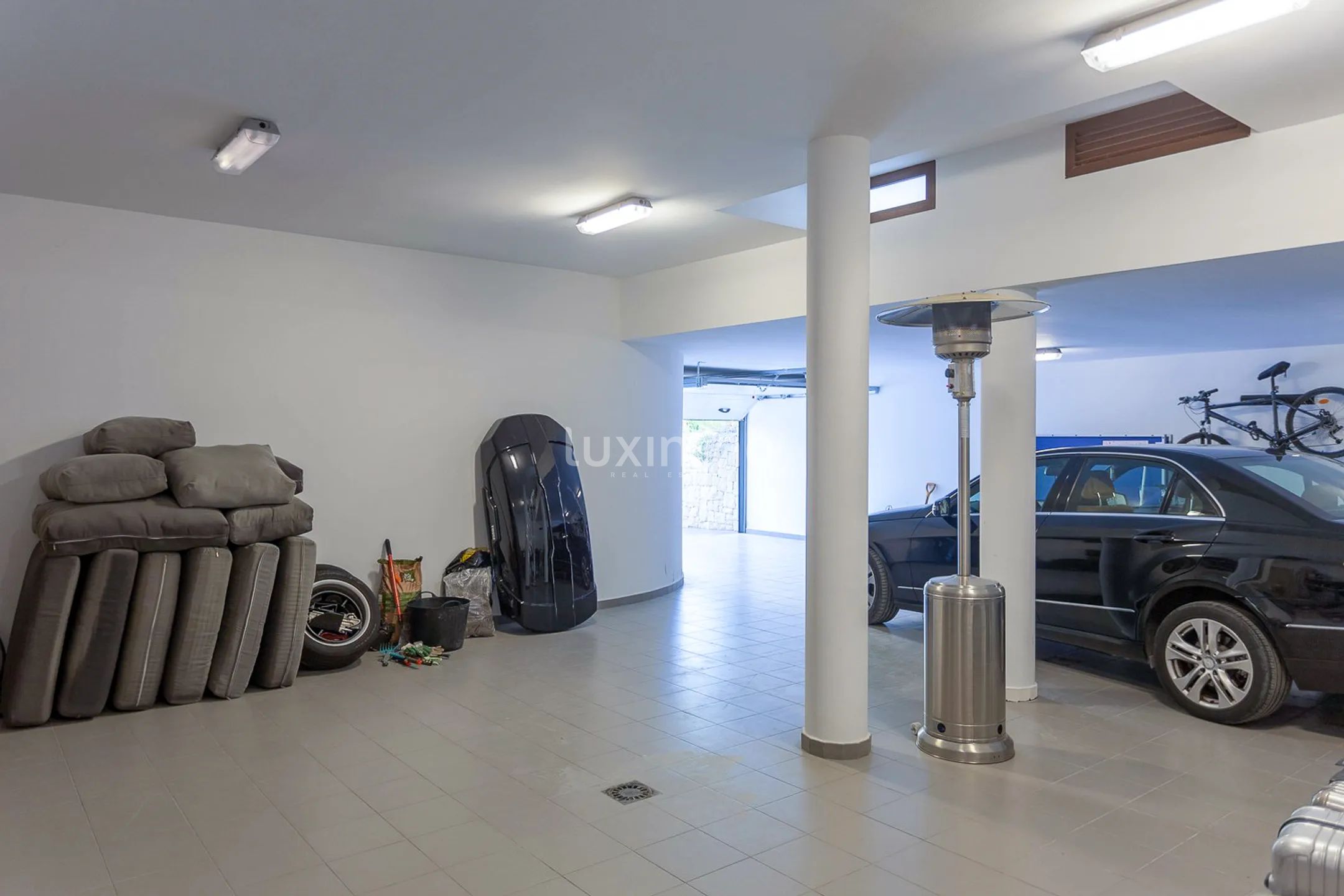 Stunning detached house with sea and mountain views in Calpe — photo 53