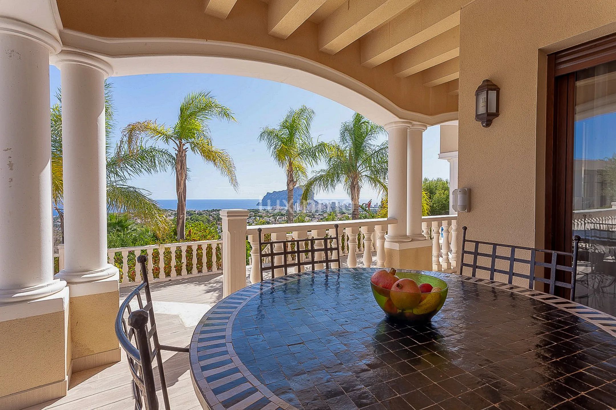 Stunning detached house with sea and mountain views in Calpe — photo 53