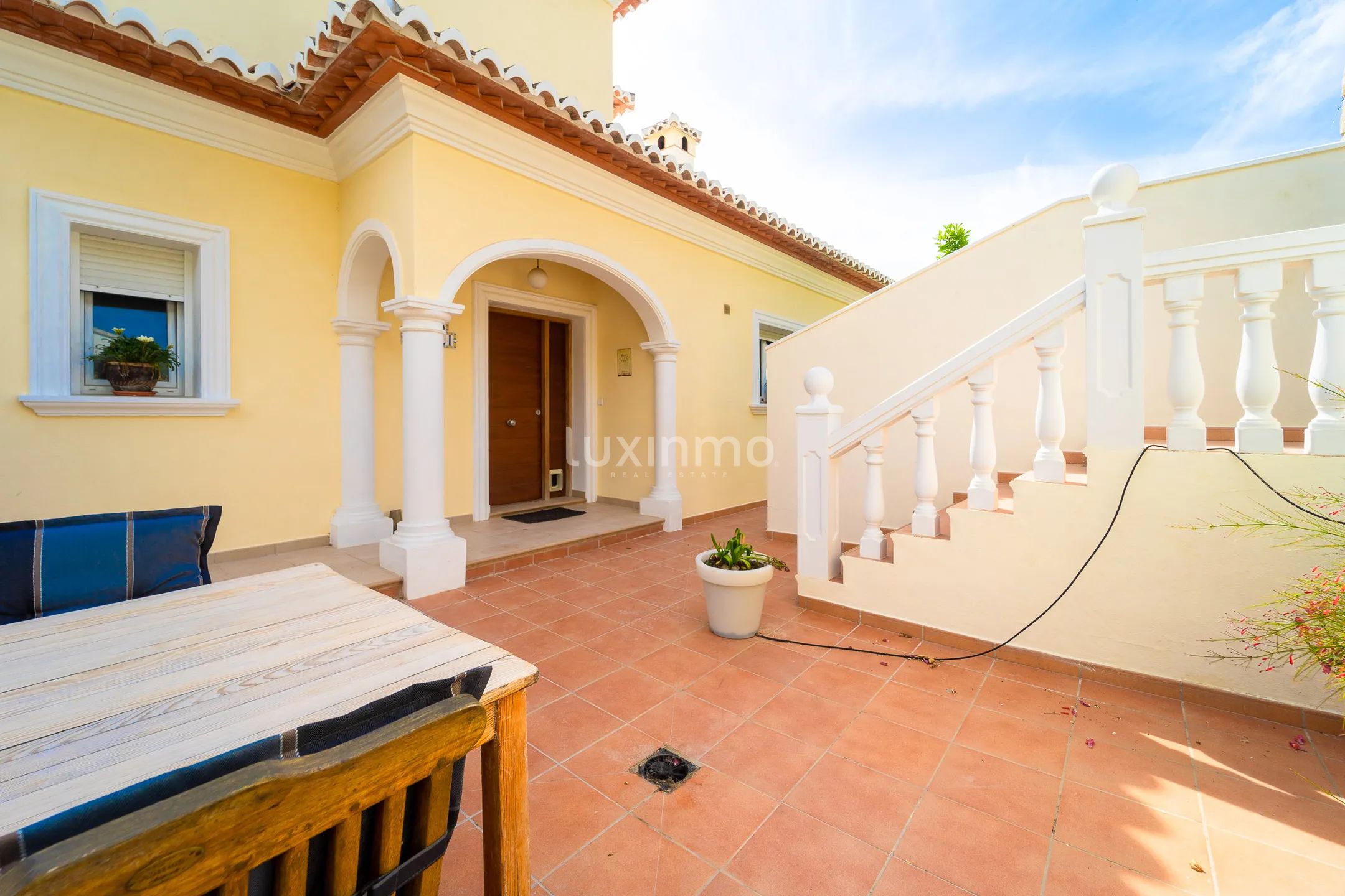 Charming colonial style house with spectacular views in Moraira — photo 9