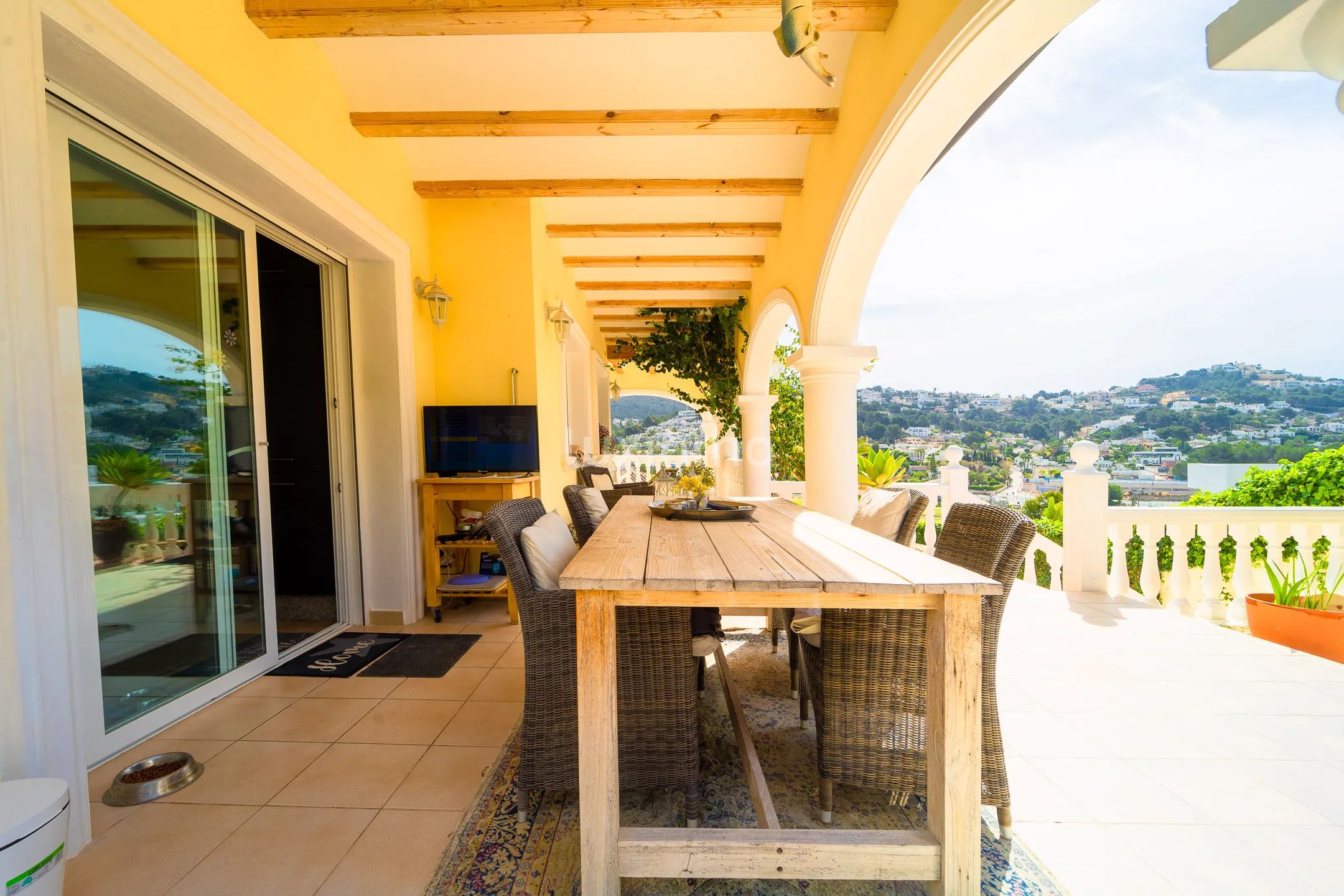 Charming colonial style house with spectacular views in Moraira — photo 15