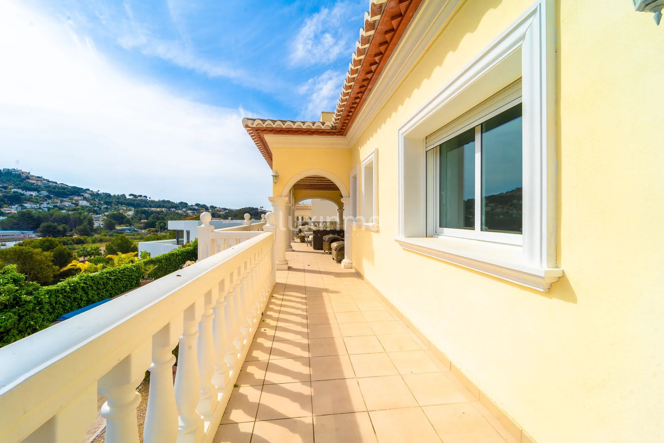 Charming colonial style house with spectacular views in Moraira — photo 11