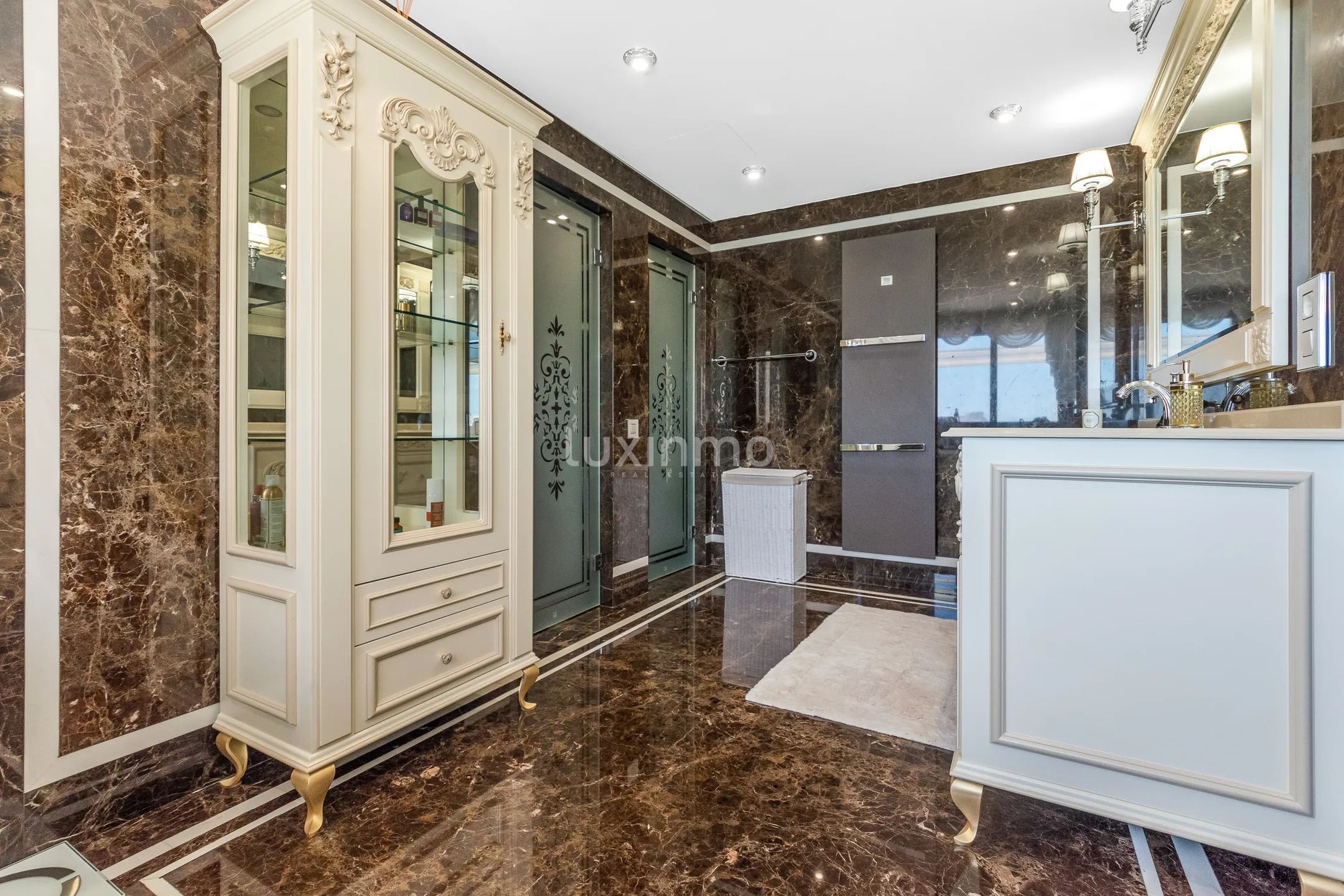 Spectaculaire villa de plage en première ligne à Albir — photo 33